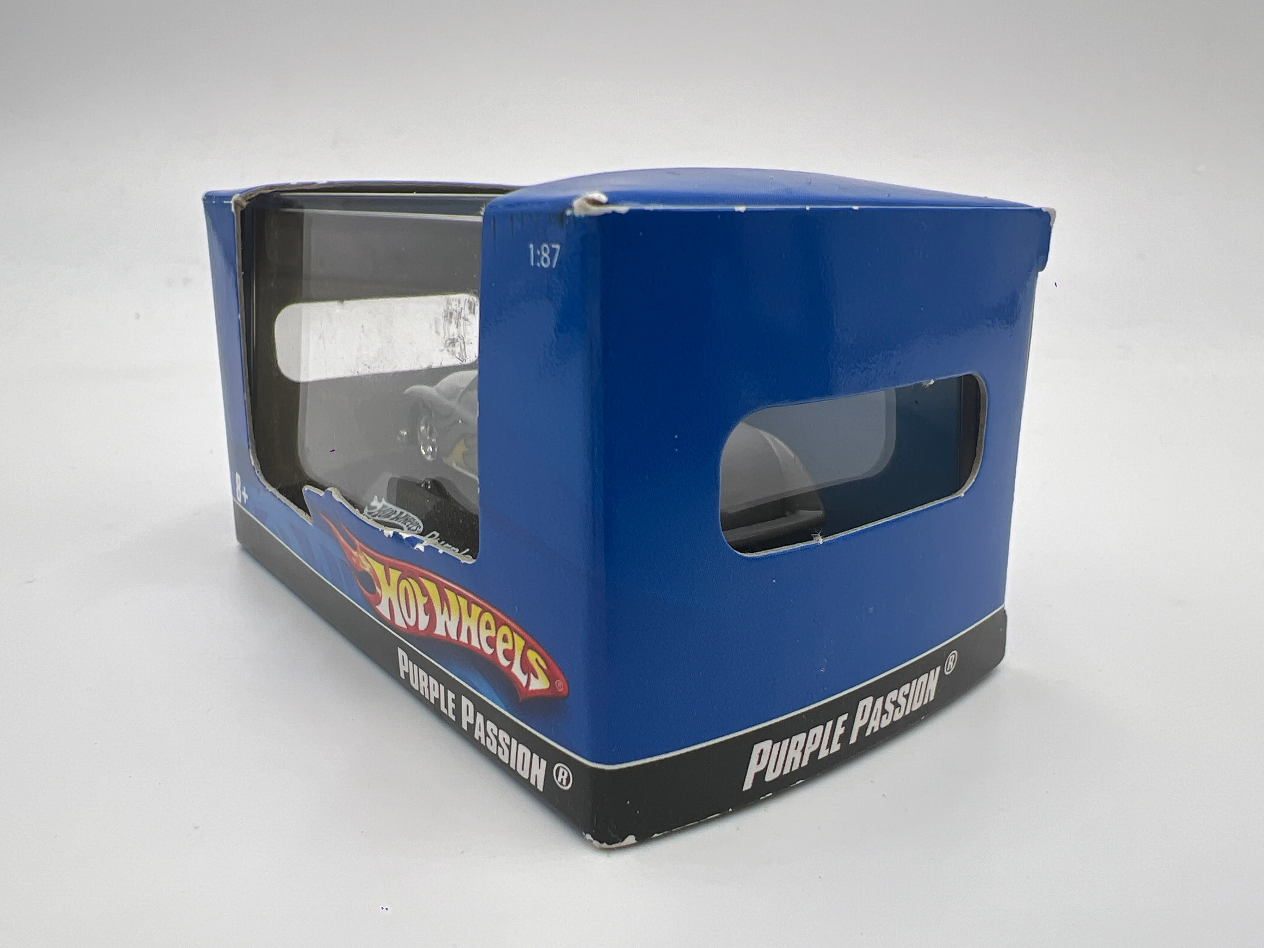 Hot Wheels 1:87 Scale Purple Passion Gray - Image 4