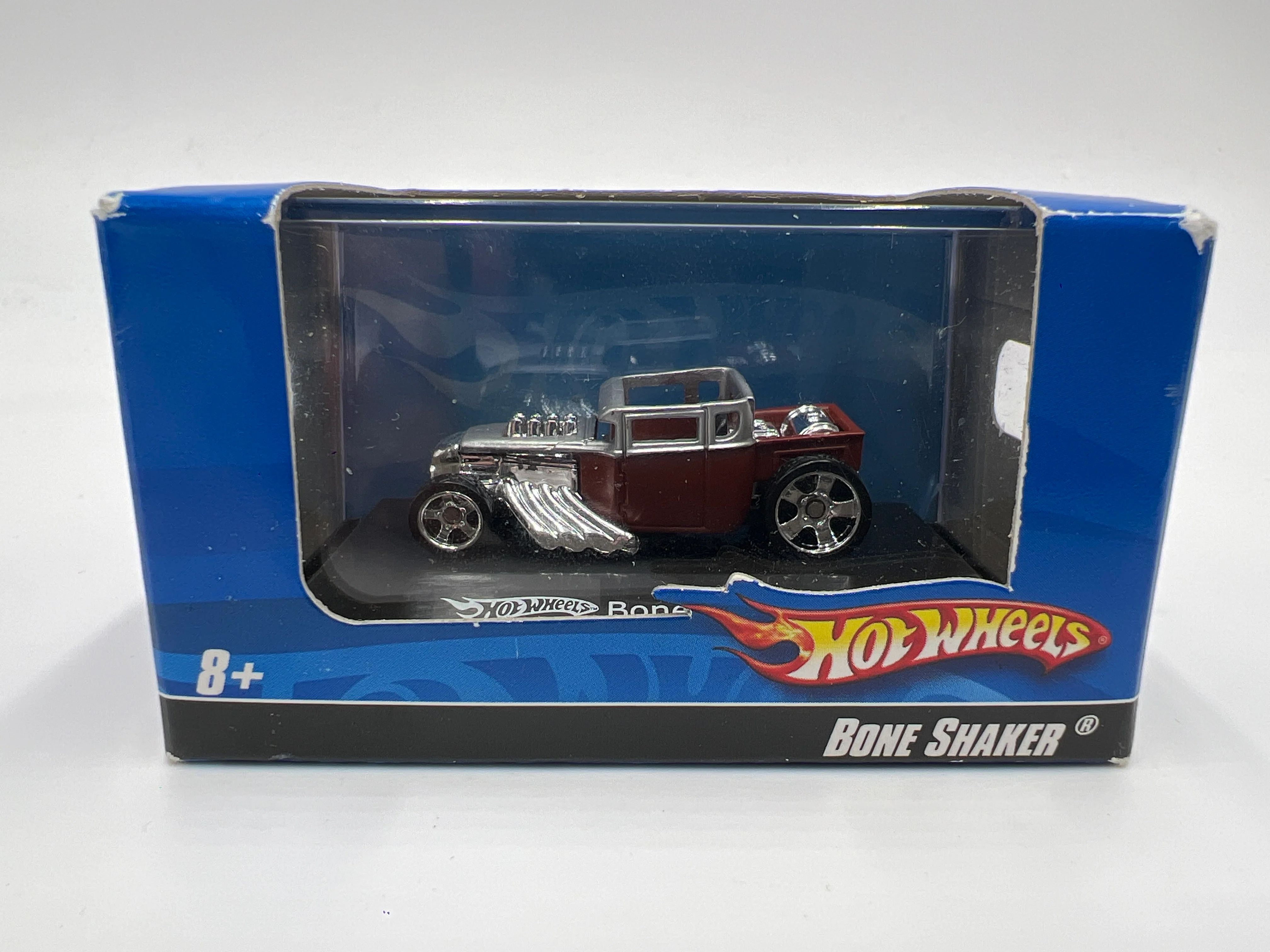 Hot Wheels 1:87 Scale Bone Shaker Red/Silver - Image 2
