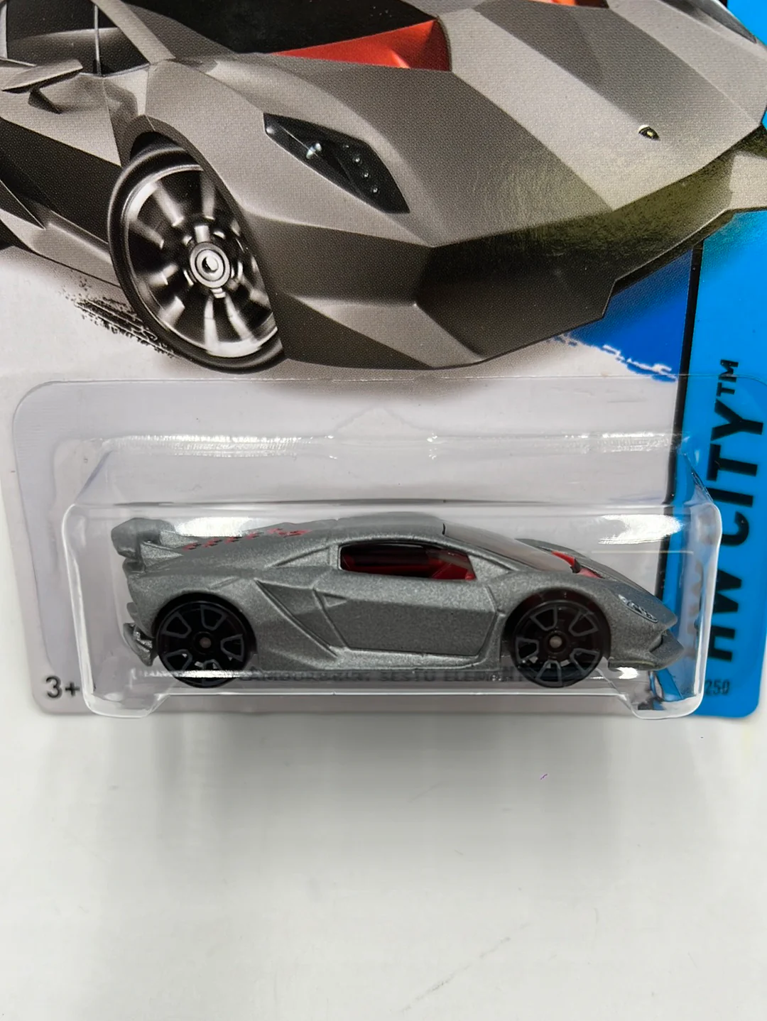 2014 Hot Wheels #39 HW City Lamborghini Sesto Elemento *Veins Back of Card* 102A - Image 3