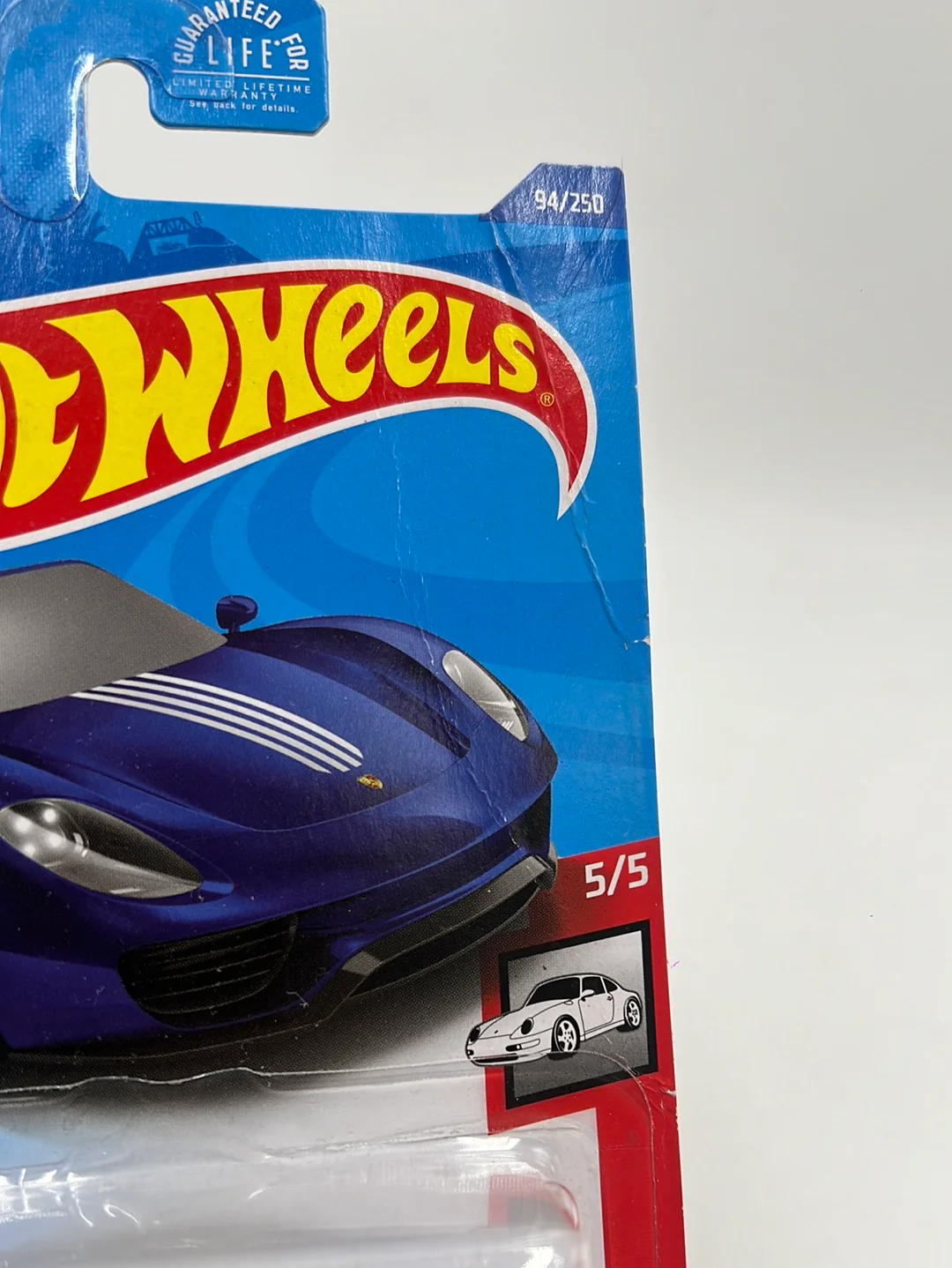 Hot Wheels 2021 Super Treasure Hunt Porsche 918 Spyder W/Protector *Bad Card / Veins* - Image 7