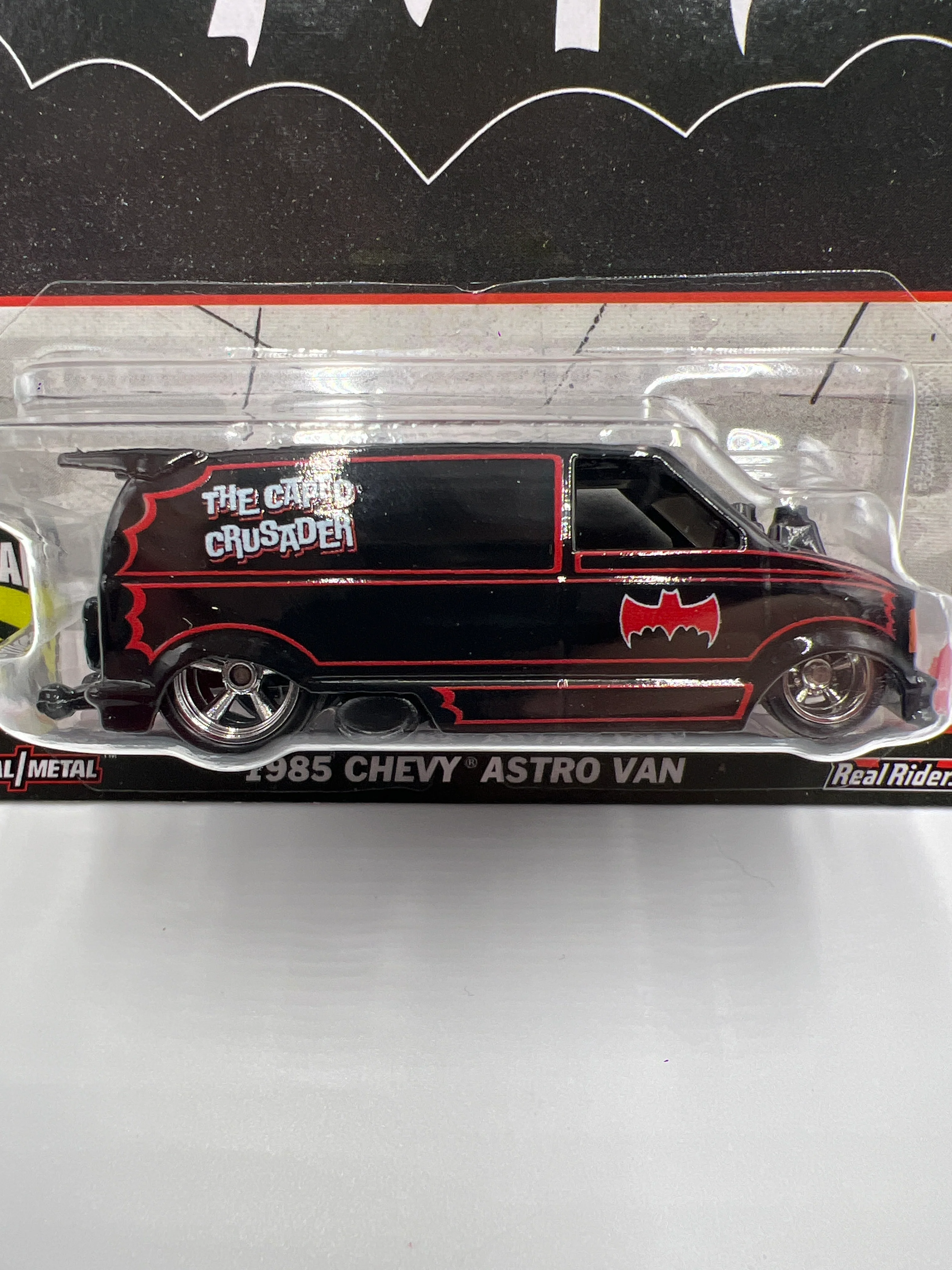 2024 Hot Wheels Gold Label Pop Culture Batman 1985 Chevy Astro Van Black 269H - Image 3
