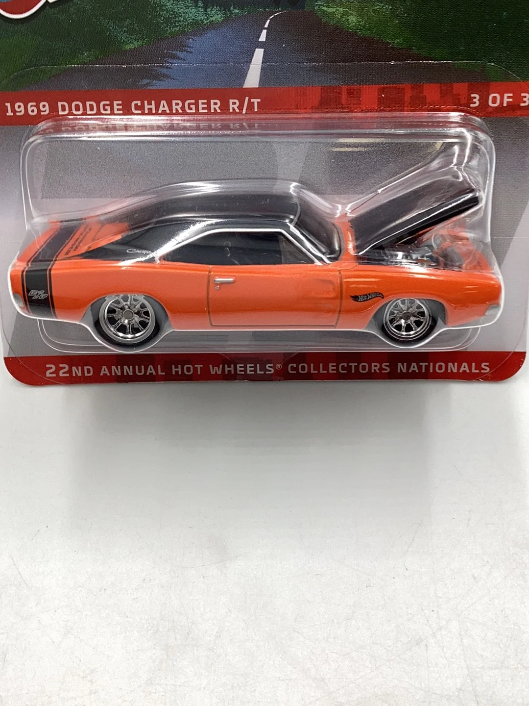 Hot wheels 22nd annual collectors Nationals Finale Car 1969 Dodge Charger R/T #3845/4000 with protector - Image 3