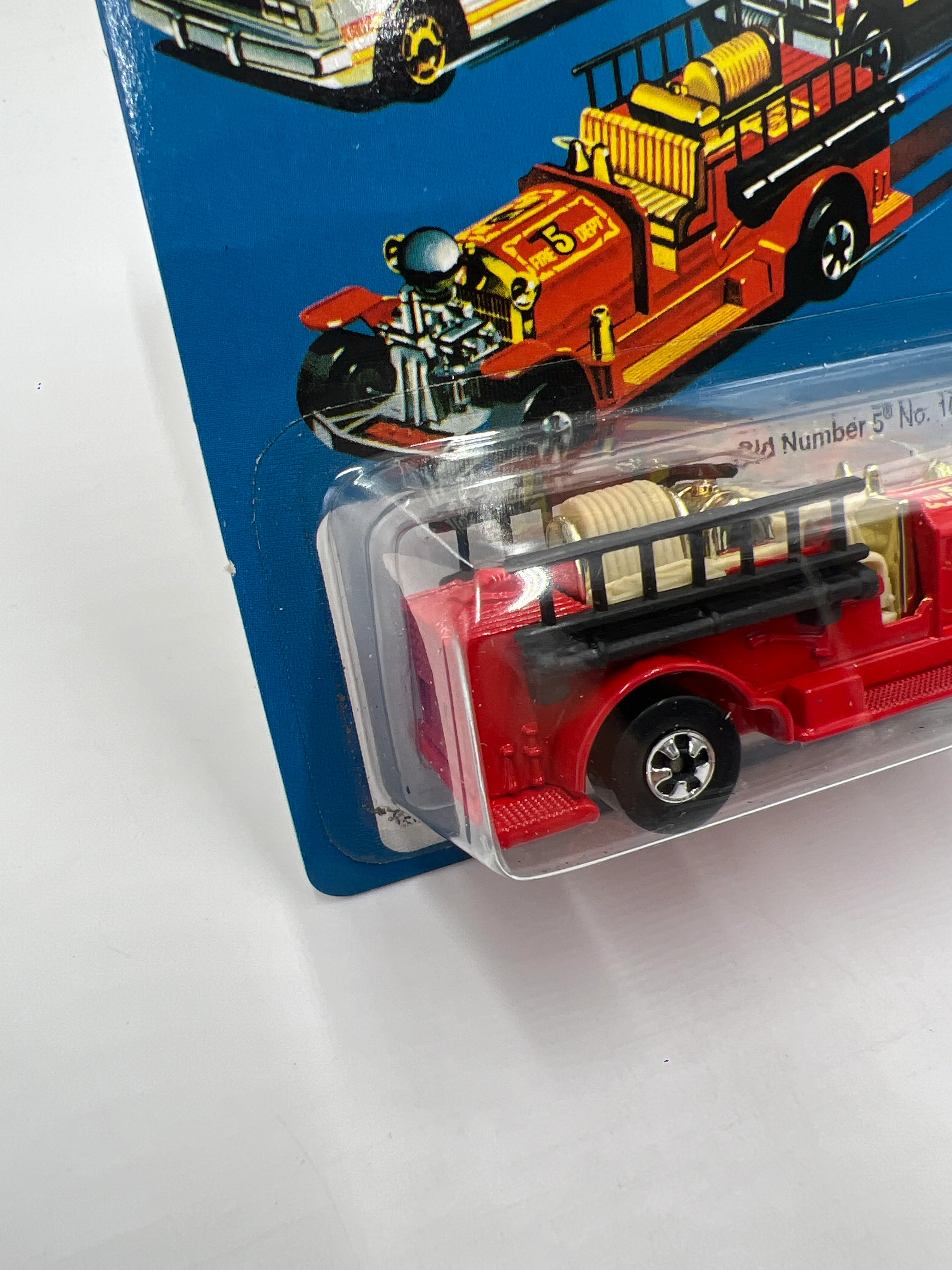 Hot Wheels 30 Years 1981 Authentic Commemorative Replica Old Number 5 Red - Image 4