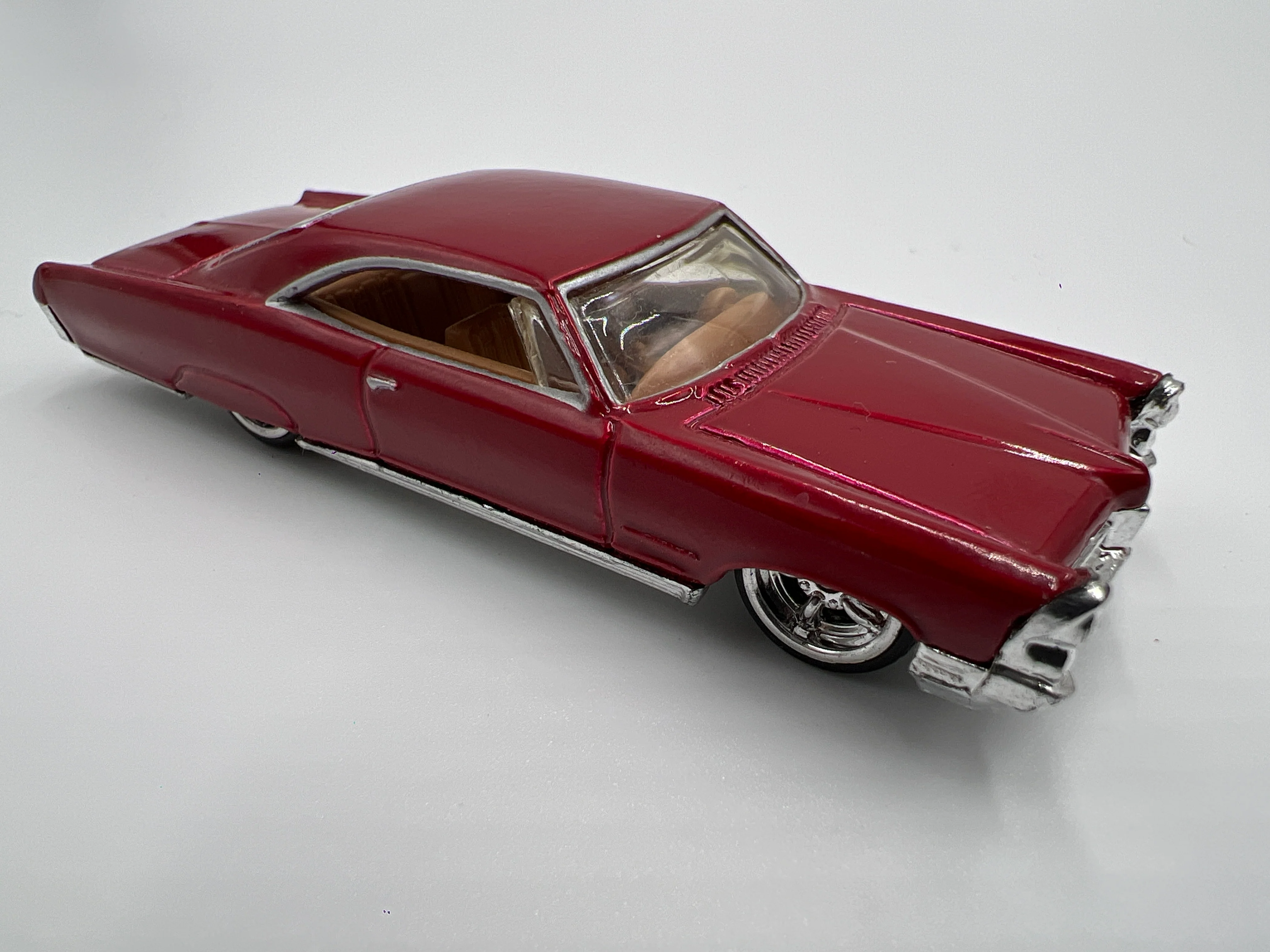Hot Wheels West Coast Customs Premium 65 Pontiac Bonneville Red Loose - Image 2