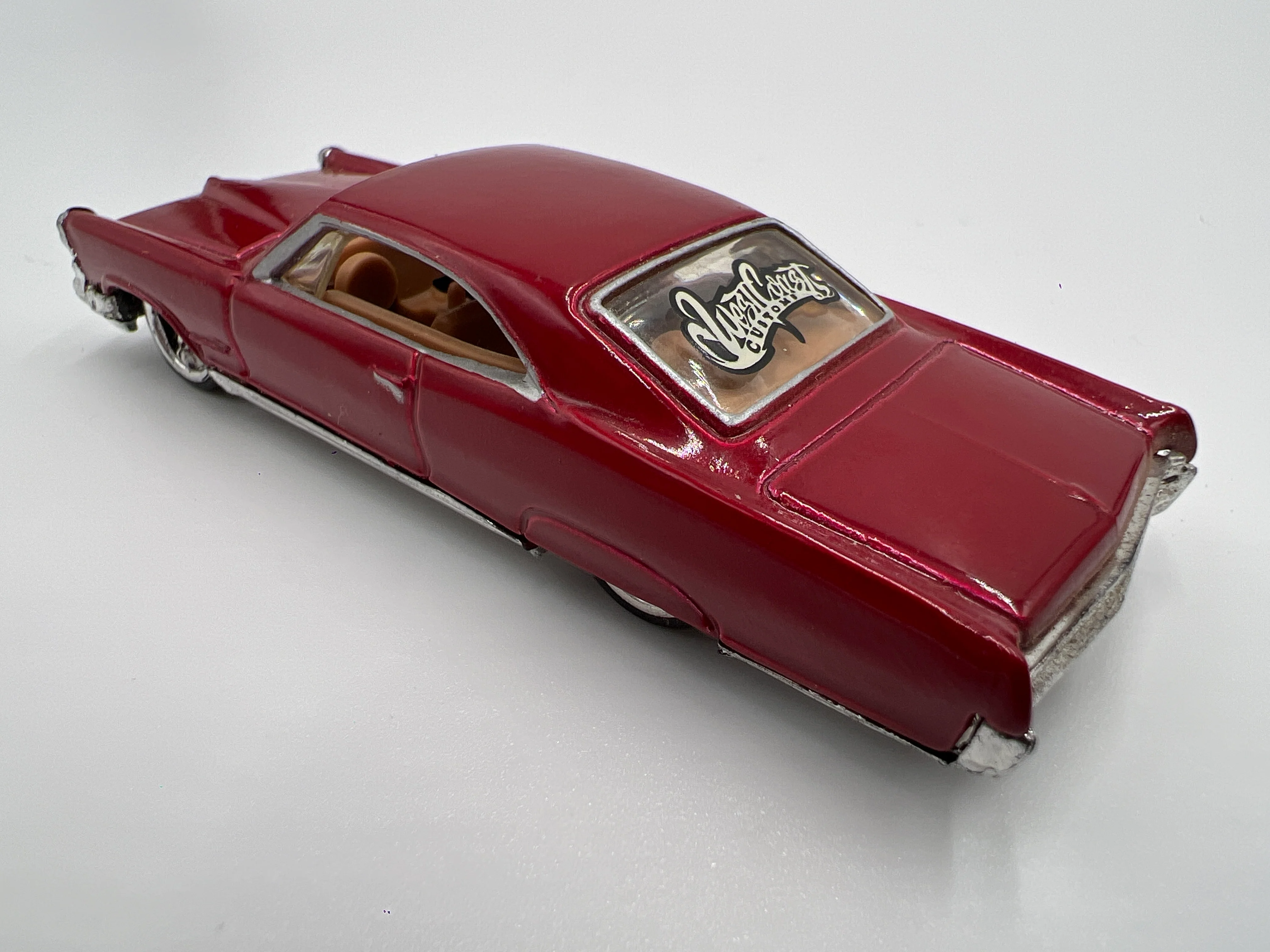 Hot Wheels West Coast Customs Premium 65 Pontiac Bonneville Red Loose - Image 3