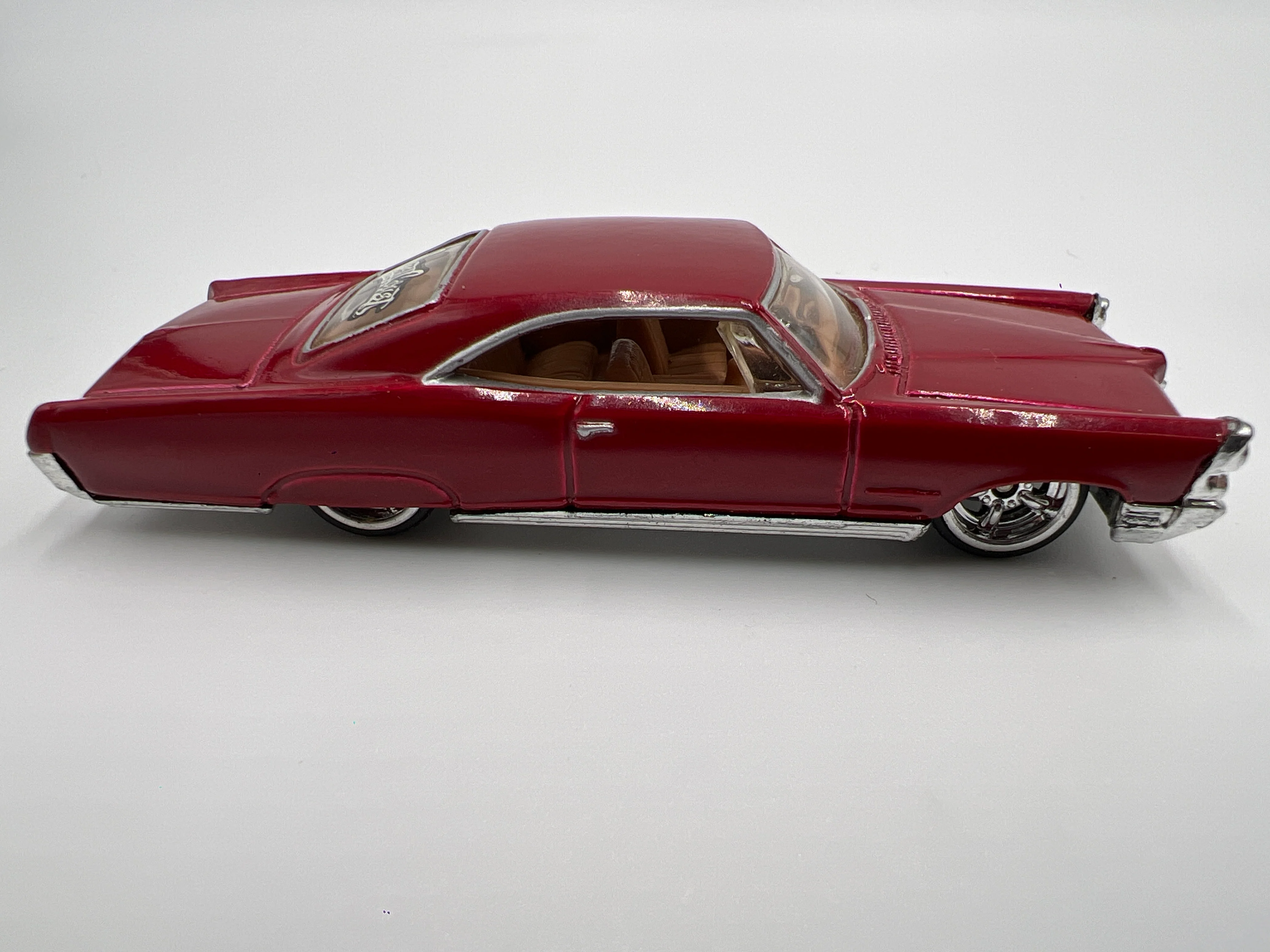 Hot Wheels West Coast Customs Premium 65 Pontiac Bonneville Red Loose - Image 4