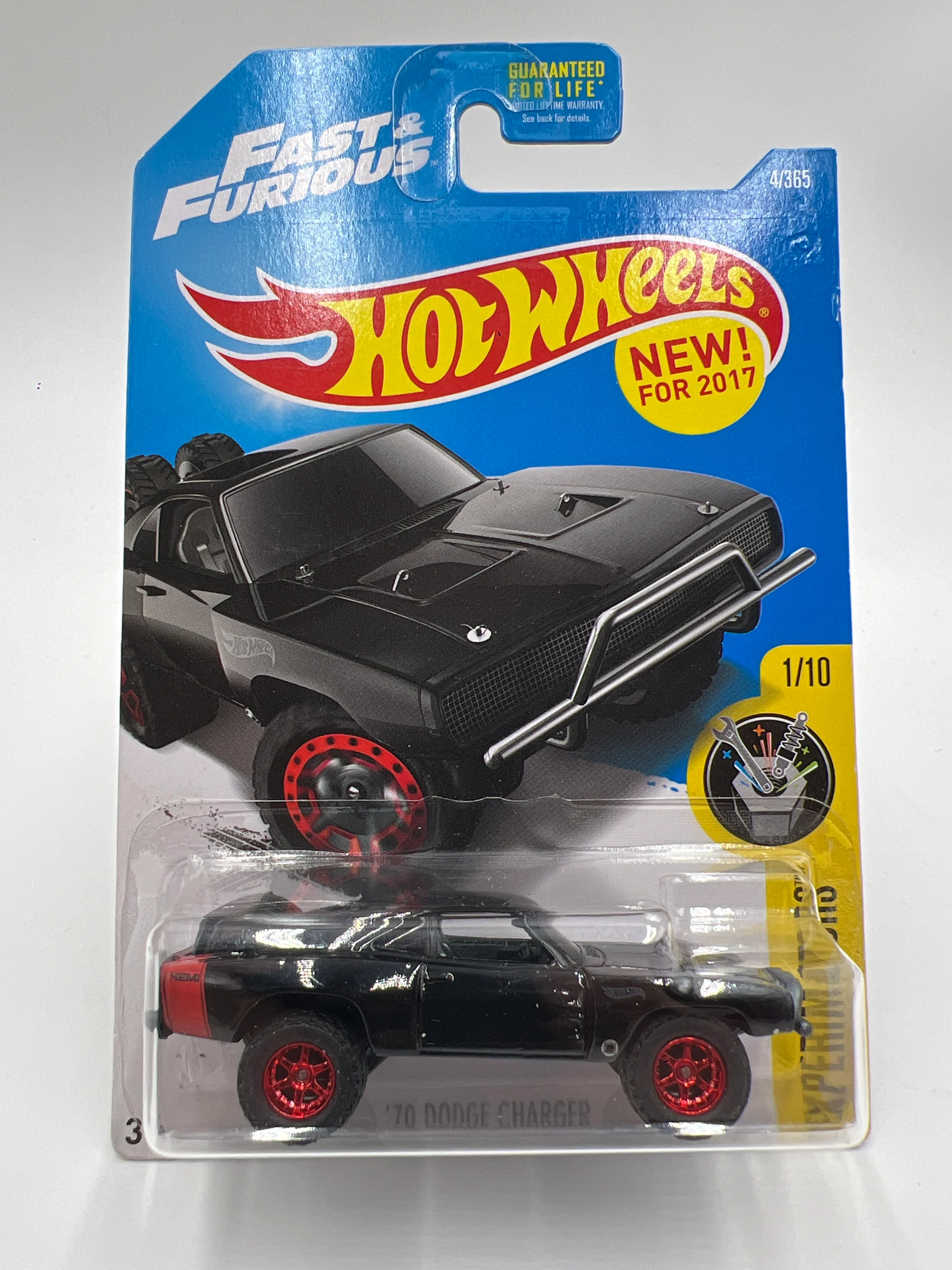 Hot Wheels Fast & Furious 70 Dodge Charger Black Wheel Swap Custom On Card W/Protector - Image 2