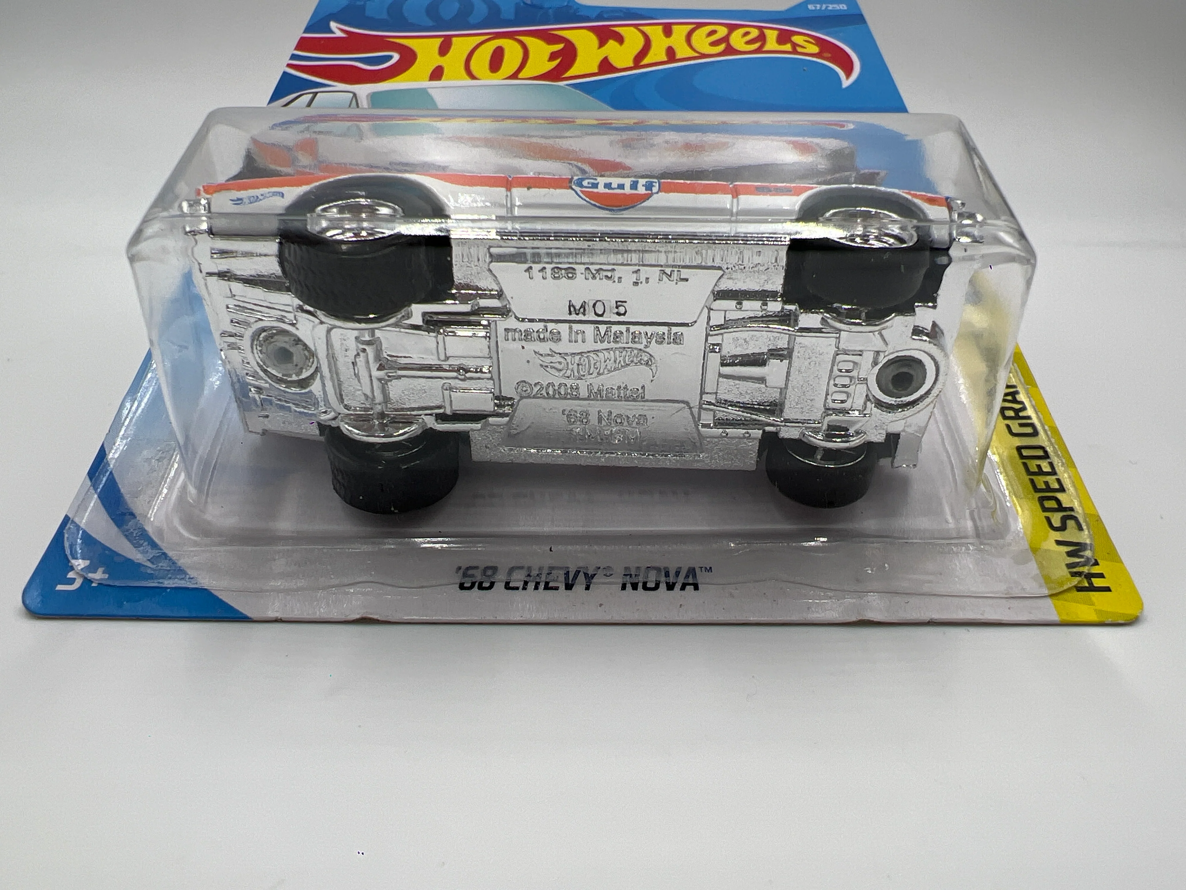 Hot Wheels 68 Chevy Nova White Gulf Wheel Swap Custom On Card W/Protector (SR) - Image 6