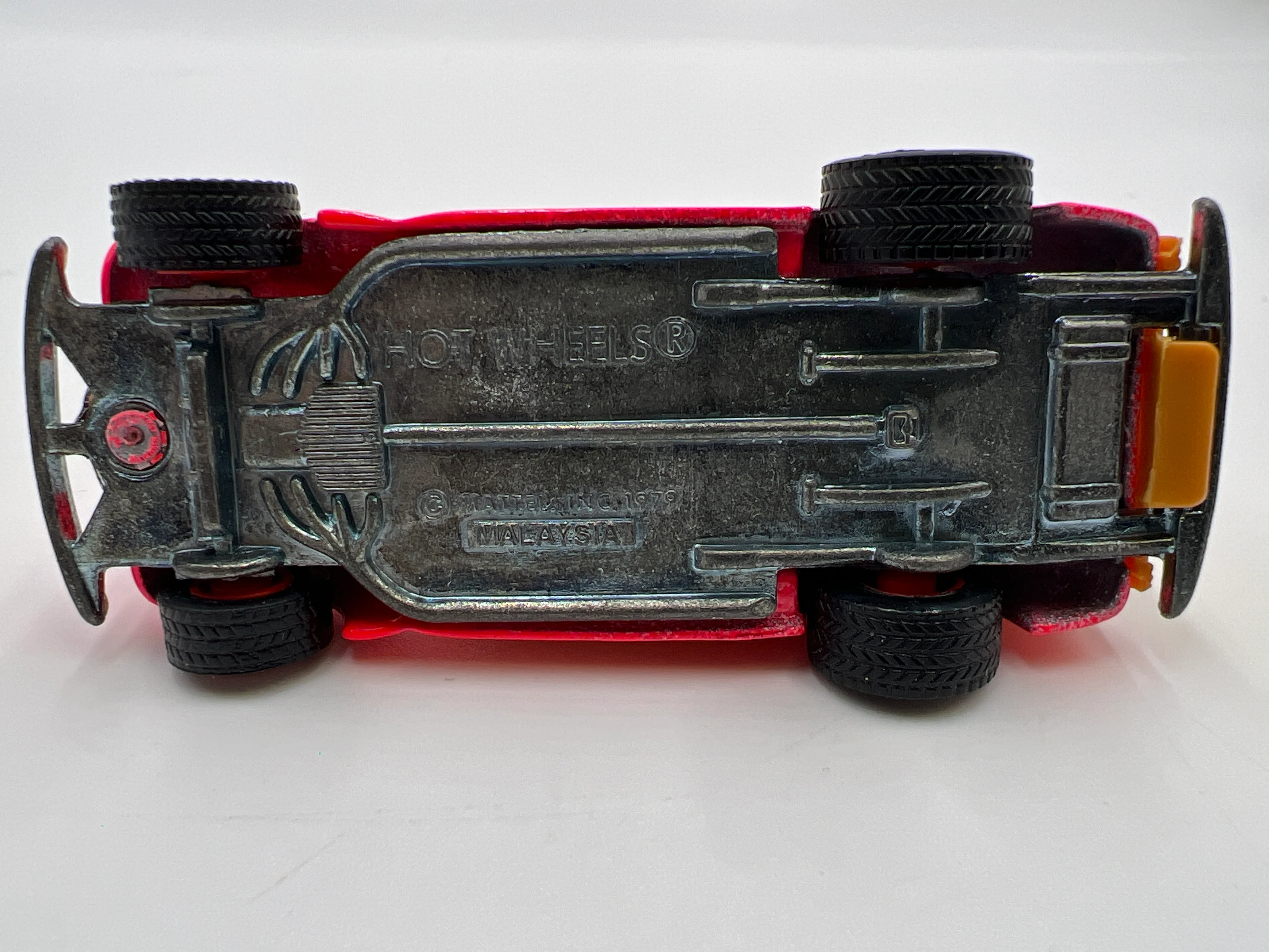 Hot Wheels 1/64 Cal Customs Hi Raker 40s Ford Woodie Real Riders Neon Loose - Image 6