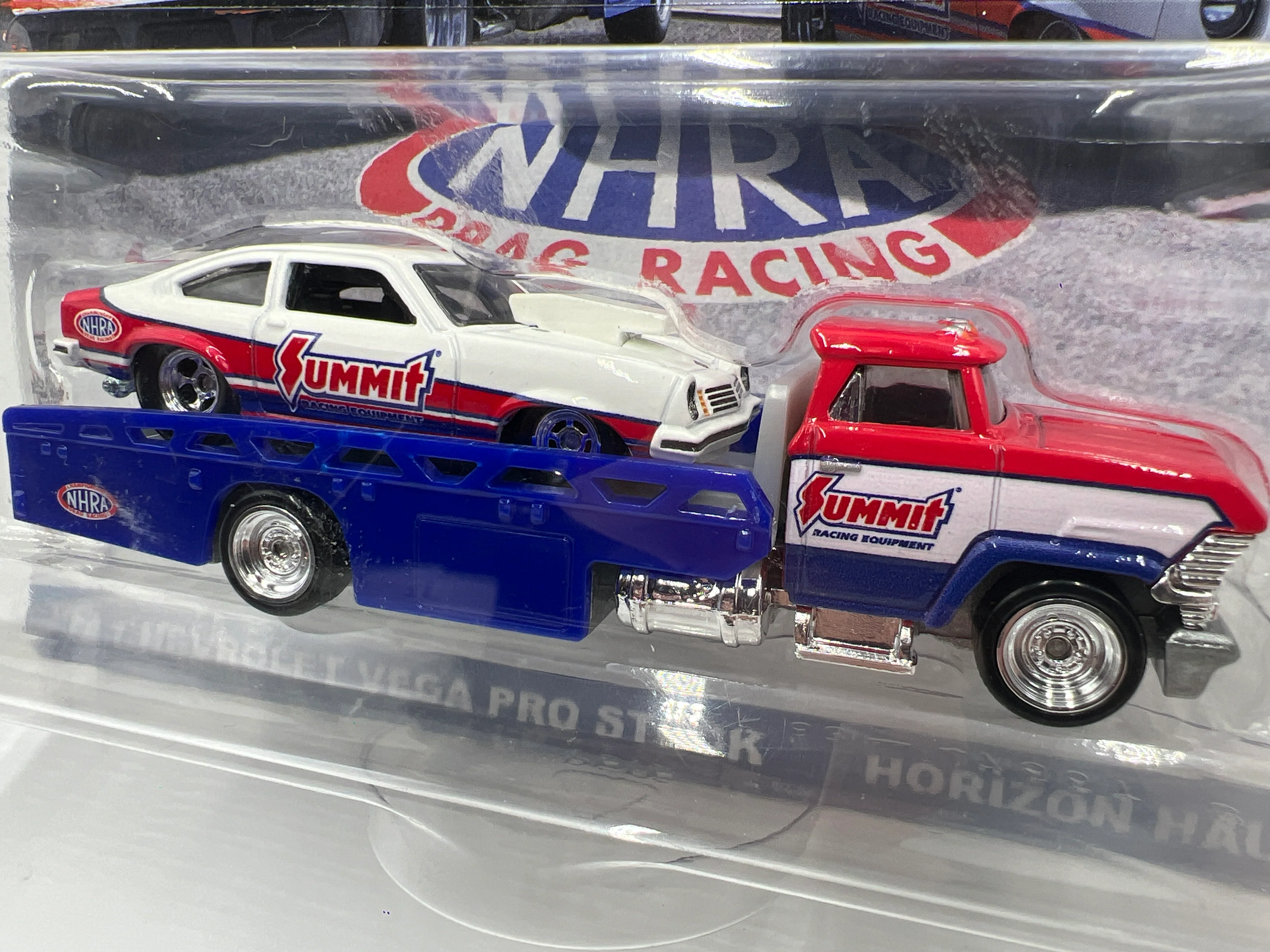 Hot Wheels Car Culture Team Transport #34 74 Chevrolet Vega Pro Stock & Horizon Hauler Summit 280E - Image 3