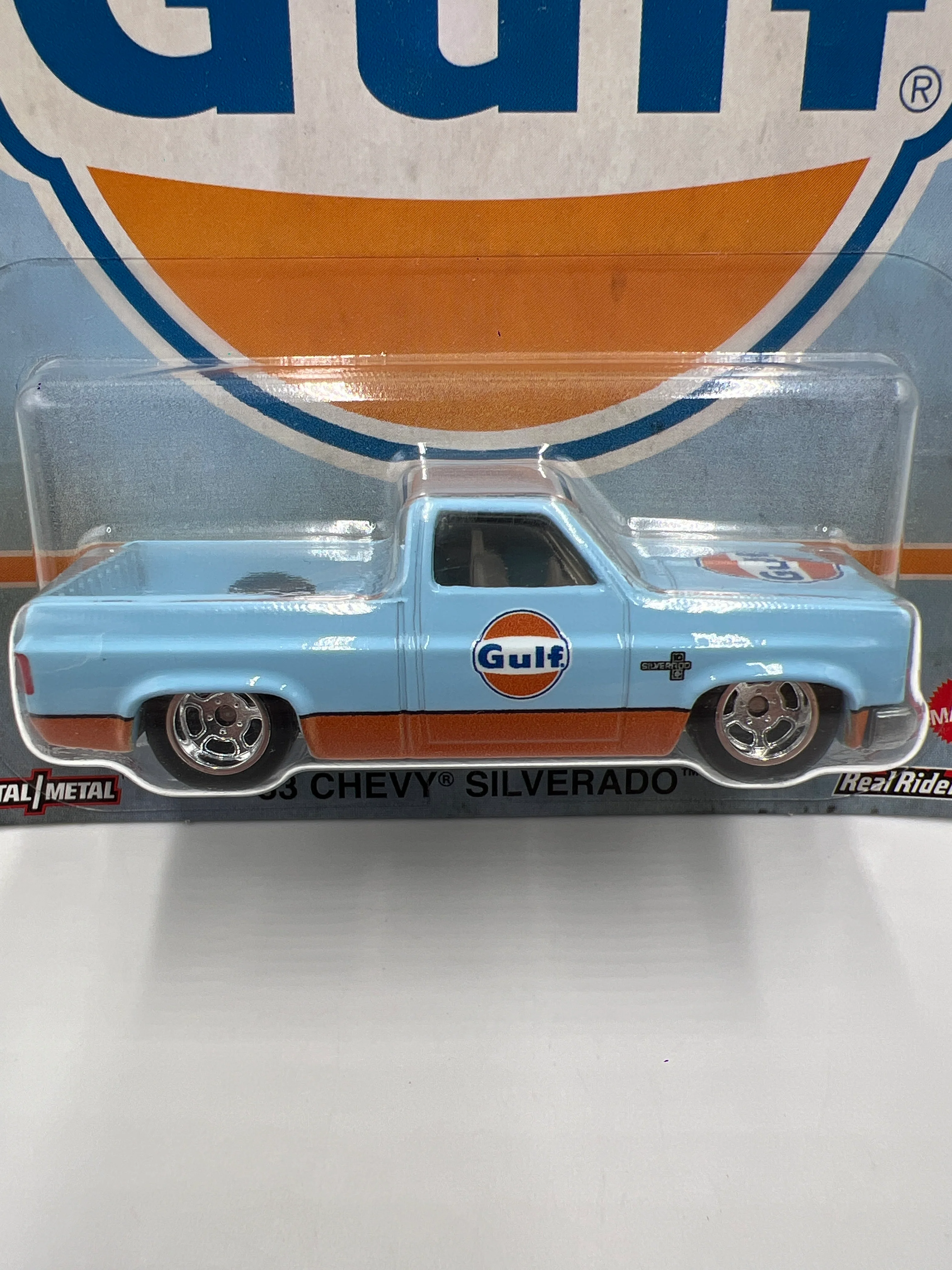 2020 Hot Wheels Car Culture Vintage Oil #2 83 Chevy Silverado Gulf Blue W/Protector - Image 3