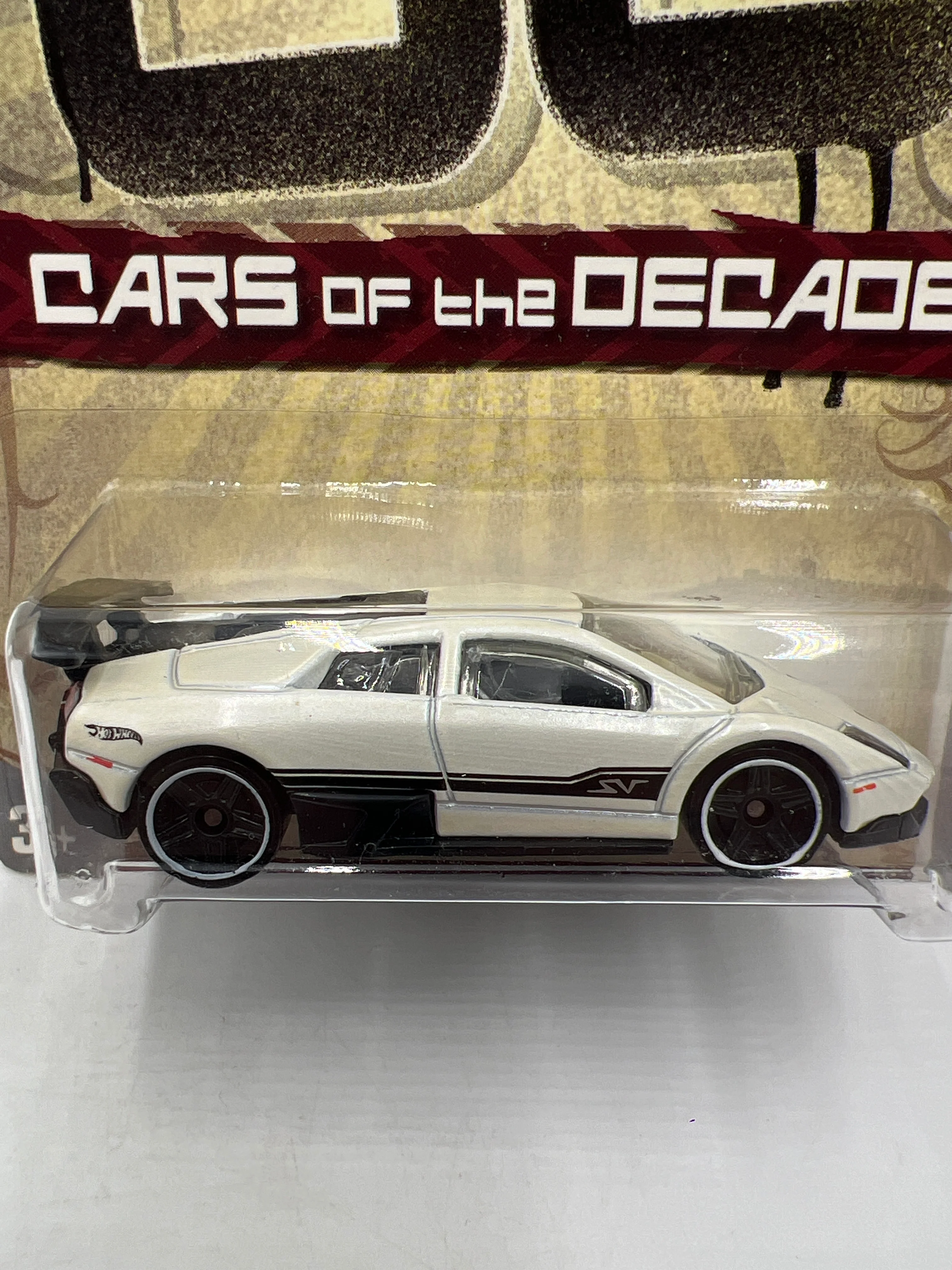 Hot Wheels Cars of the Decades The 00s #32 Lamborghini Murcielago LP 670-4 Superveloce White W/Protector - Image 2