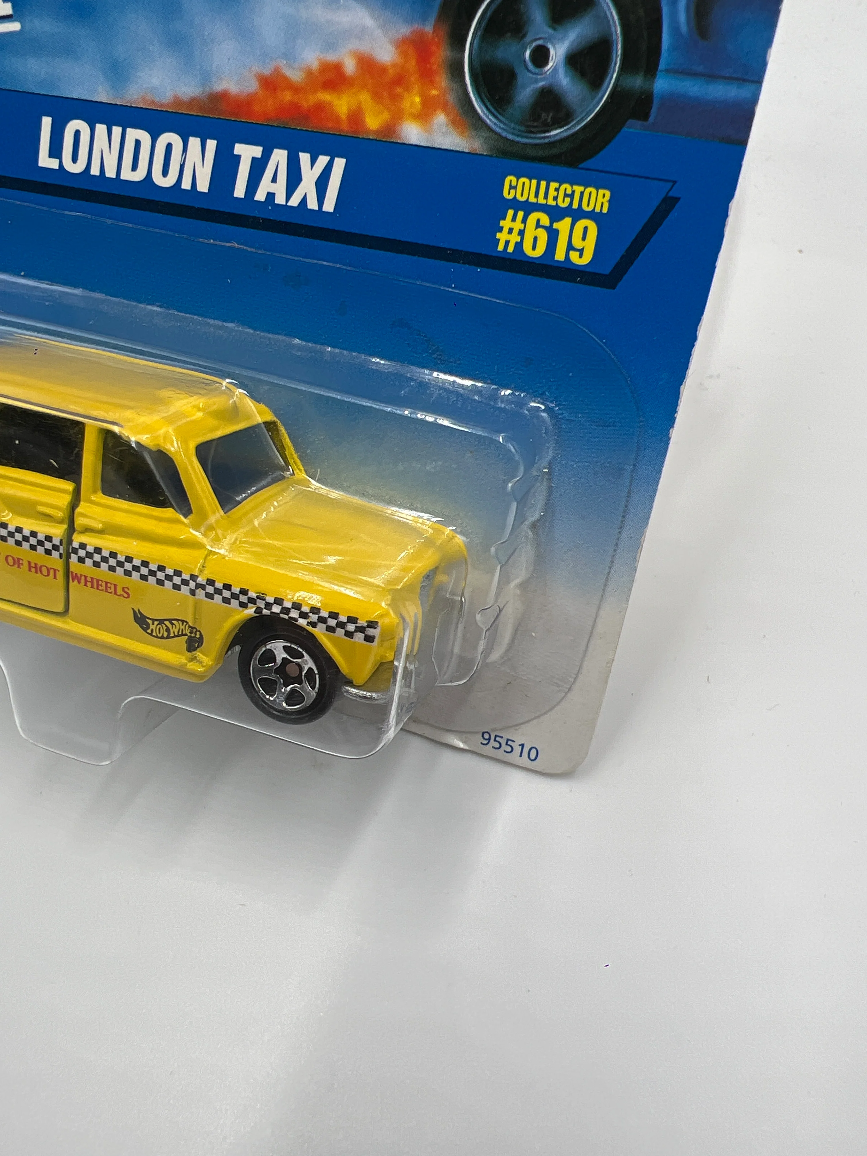 Hot Wheels Collector #619 London Taxi British Cab Service Yellow Card Not Perfect 239G - Image 4