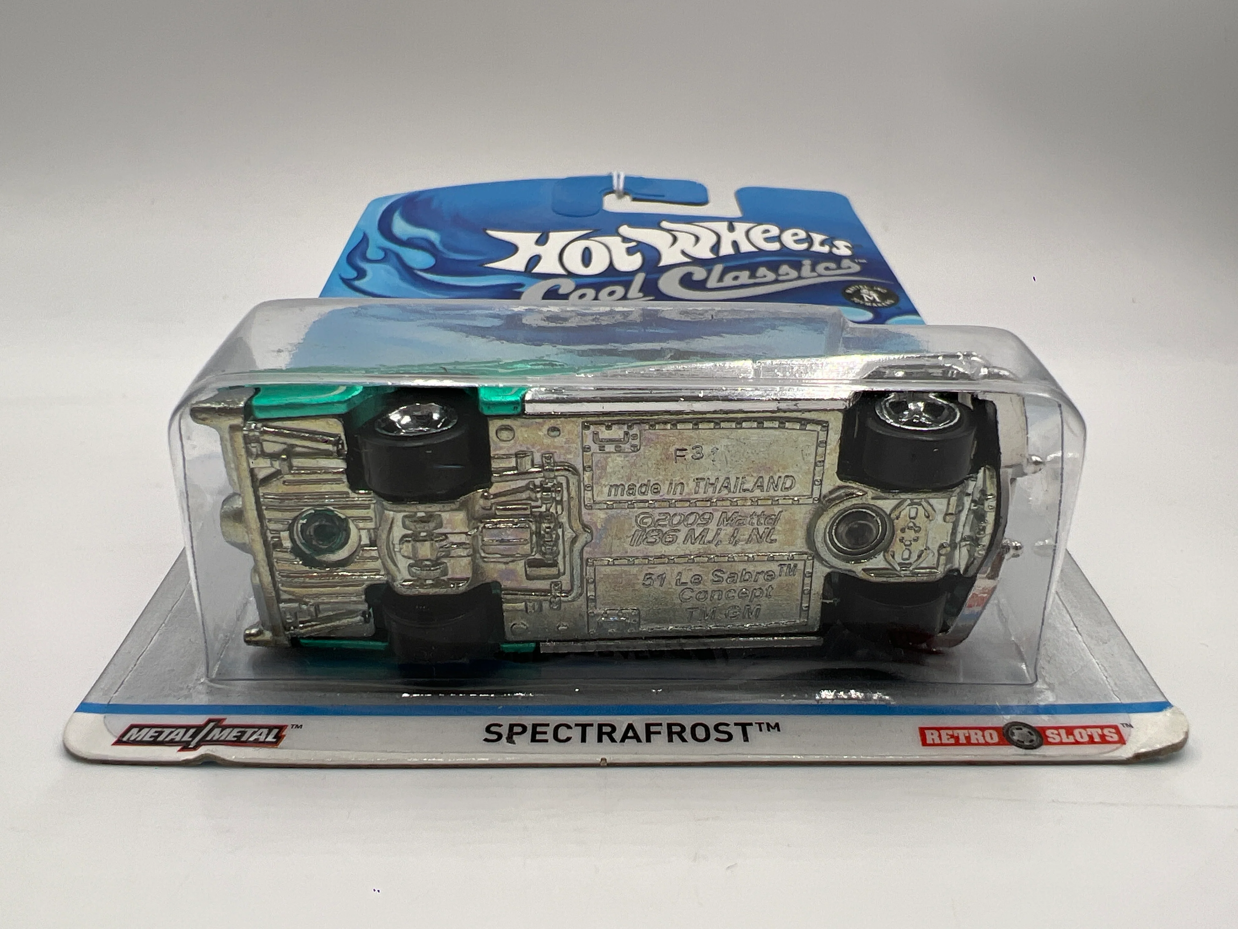 Hot Wheels Cool Classics #17 51 Buick Lesabre Concept Spectrafrost Green/Aqua SR - Image 6