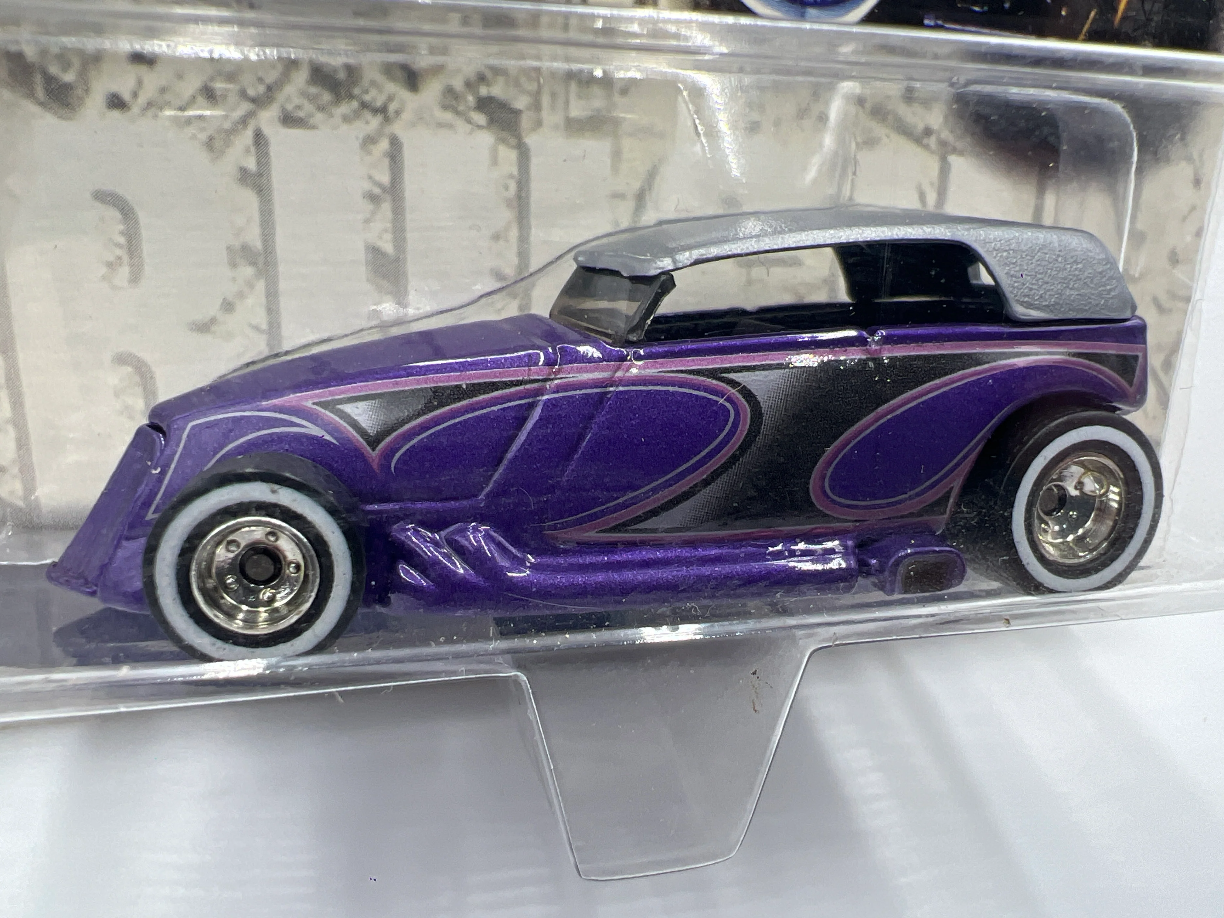 Hot Wheels Cruisin America Hot Rods Phaeton Purple SR - Image 3