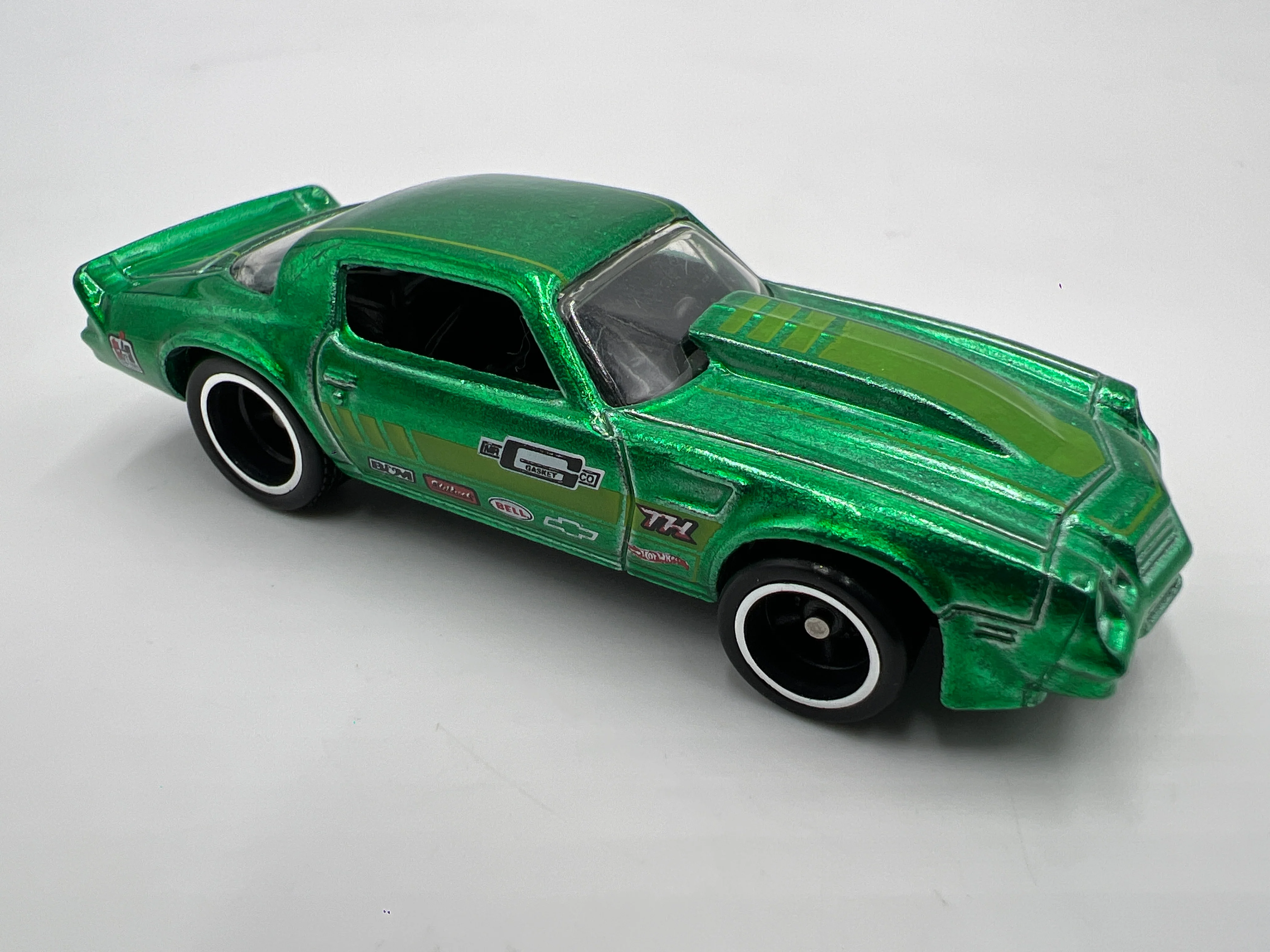 Hot Wheels Super Treasure Hunt 81 Camaro Green Loose - Image 2