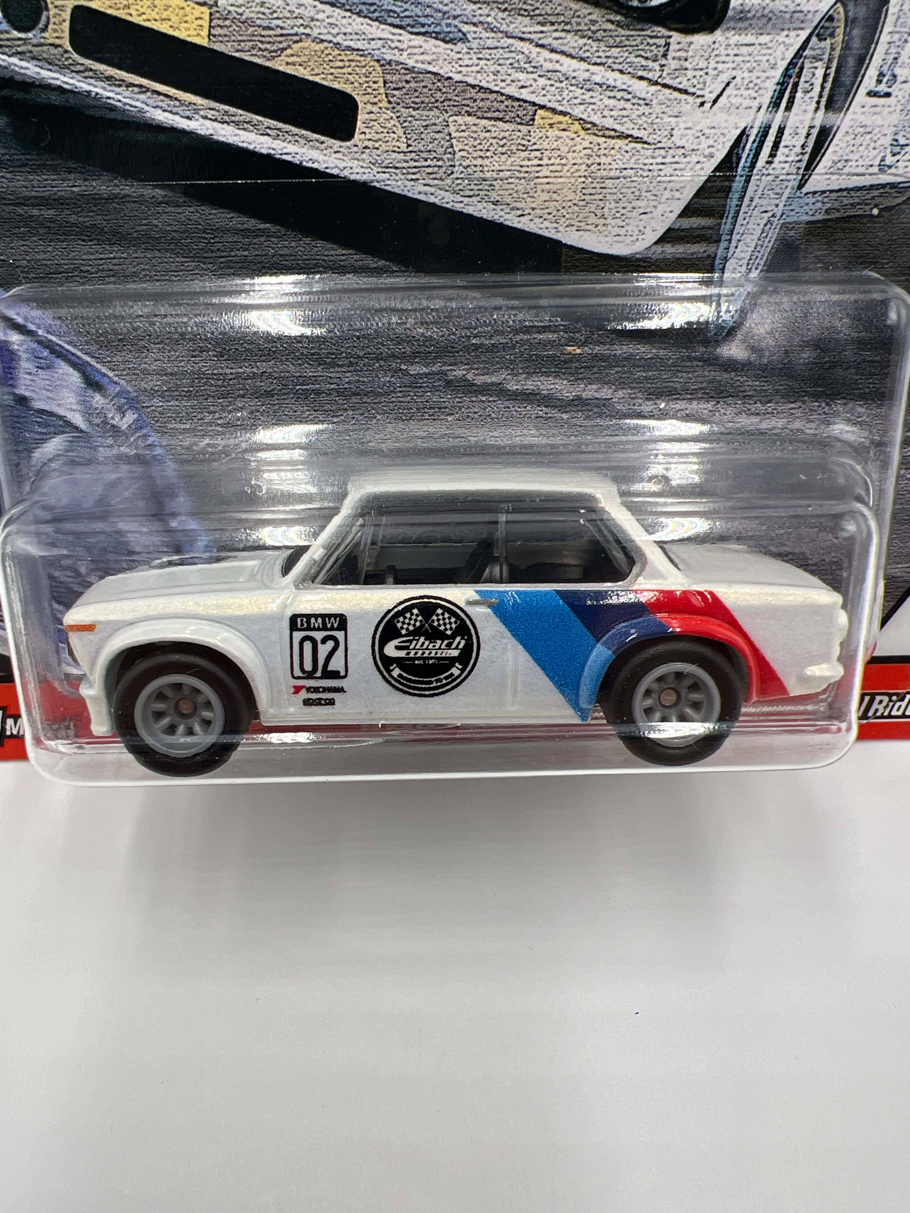 2020 Hot Wheels Car Culture Door Slammers #4 ERROR Backwards Facing BMW 2002 White W/Protector - Image 3