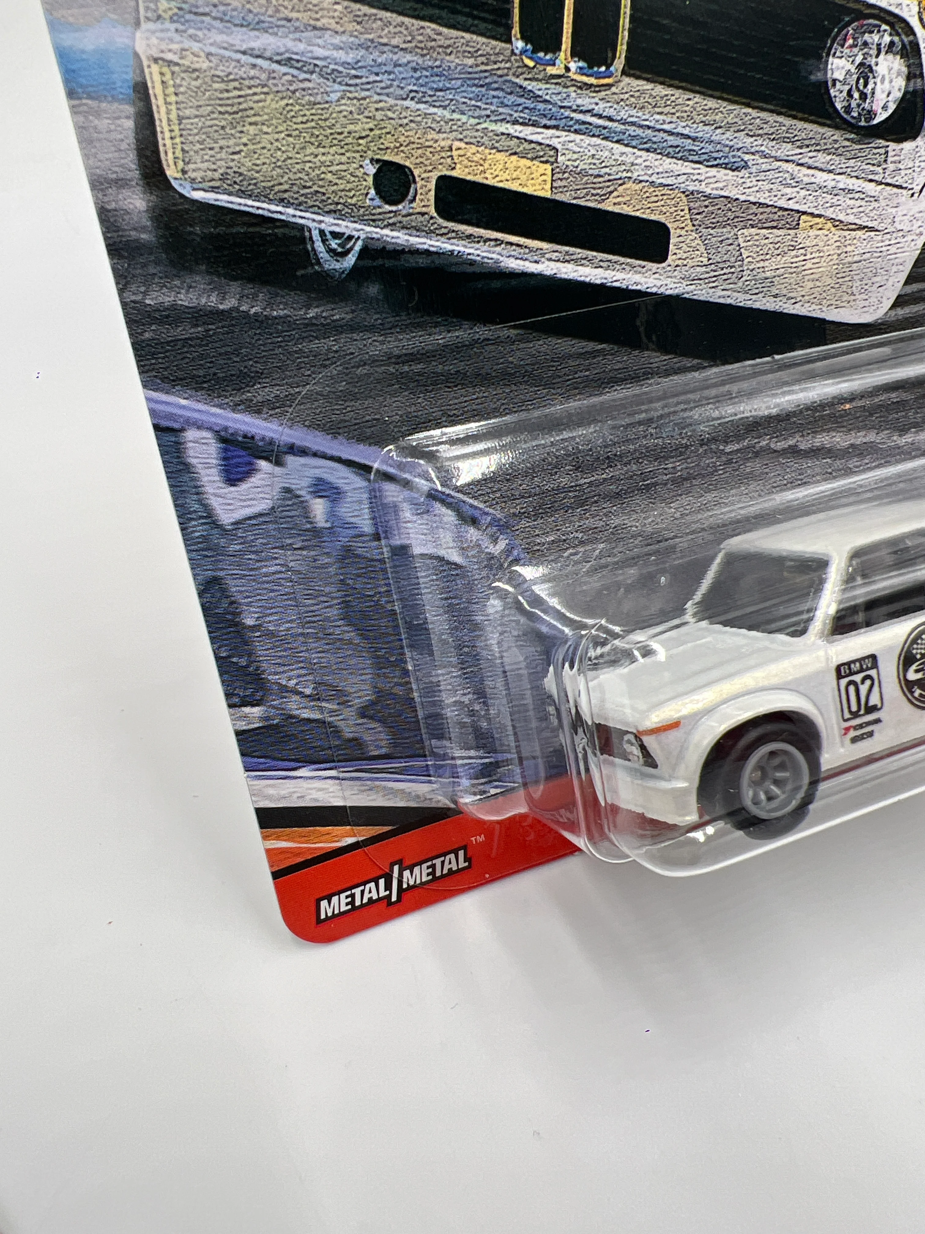 2020 Hot Wheels Car Culture Door Slammers #4 ERROR Backwards Facing BMW 2002 White W/Protector - Image 5