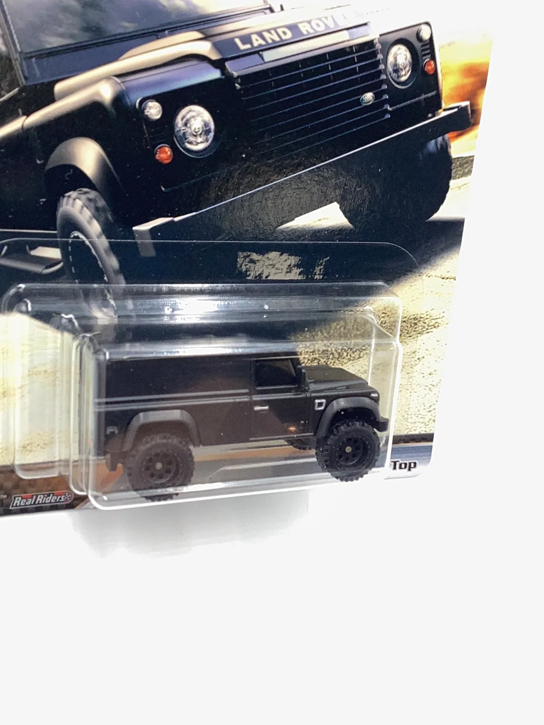 Hot Wheels fast and furious off road Land Rover Defender 110 Hard Top 251i - Image 3
