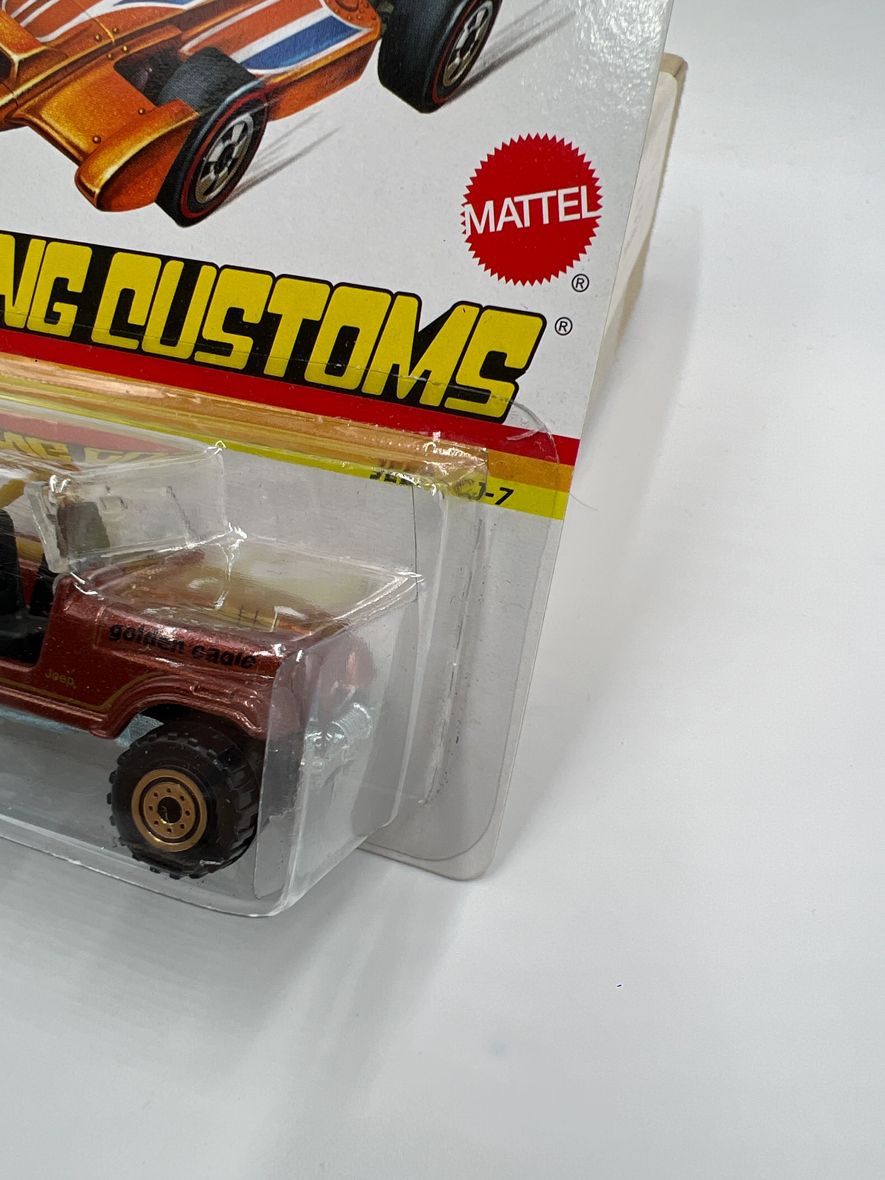2013 Hot Wheels Flying Customs Jeep CJ-7 Brown W/Protector - Image 3