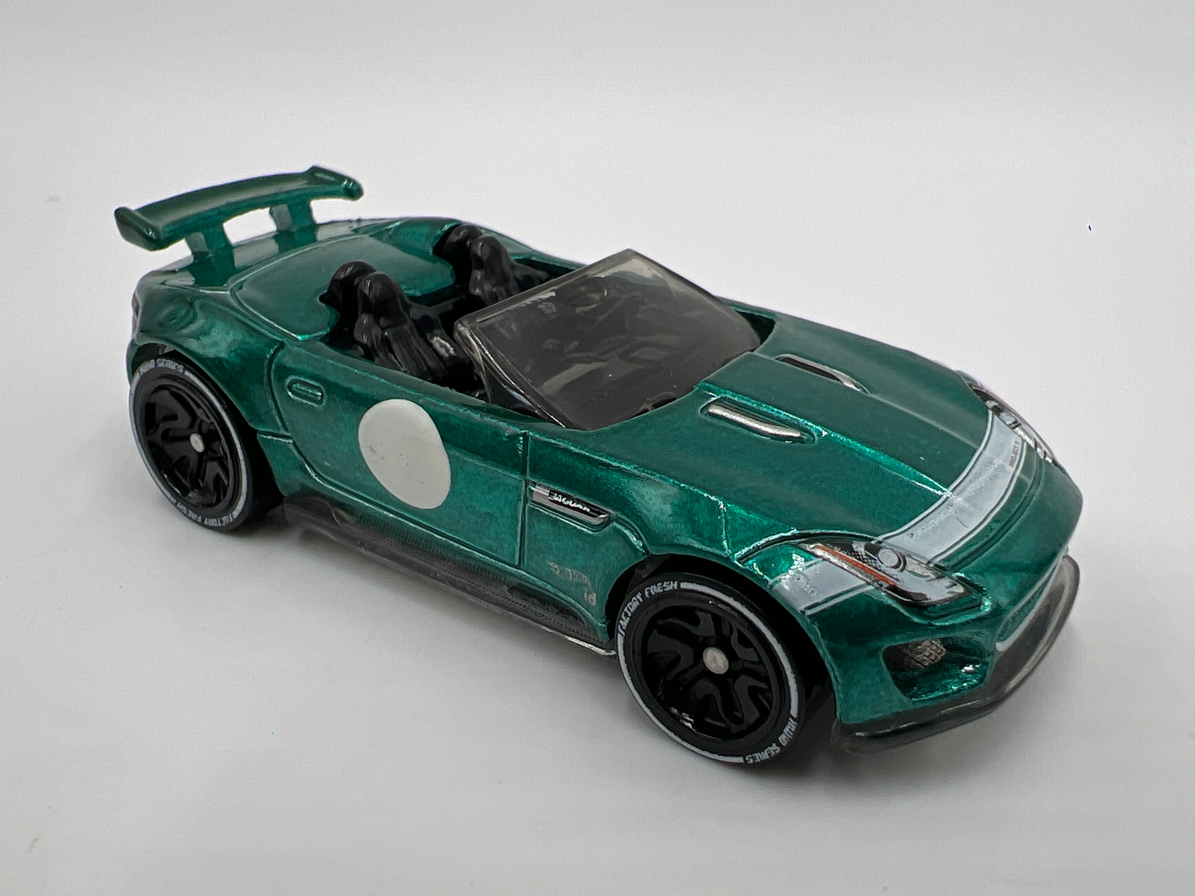 Hot Wheels iD Factory Fresh Series 1 #6 15 Jaguar F-Type Project 7 - Image 2