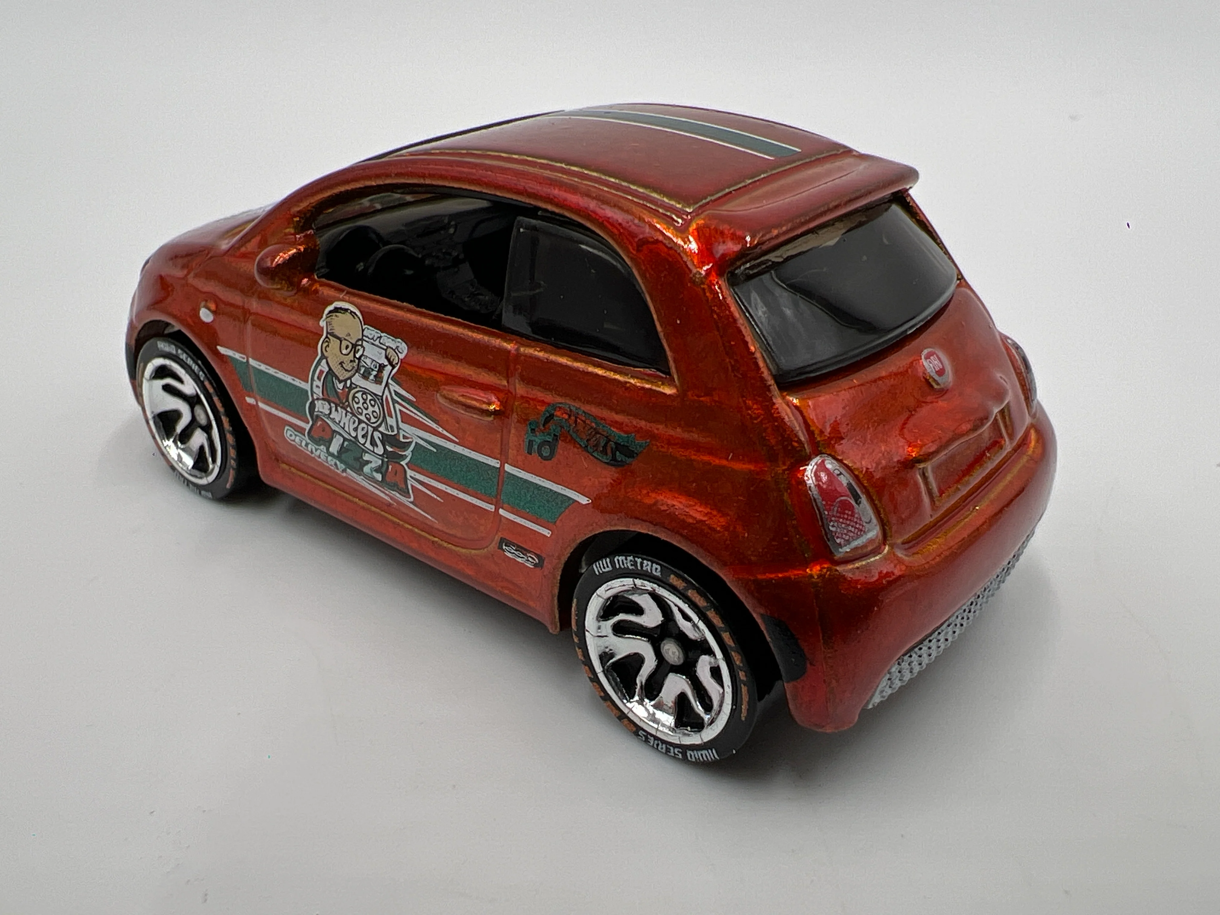 Hot Wheels iD Metro Series 1 #1 Fiat 500e Orange - Image 3