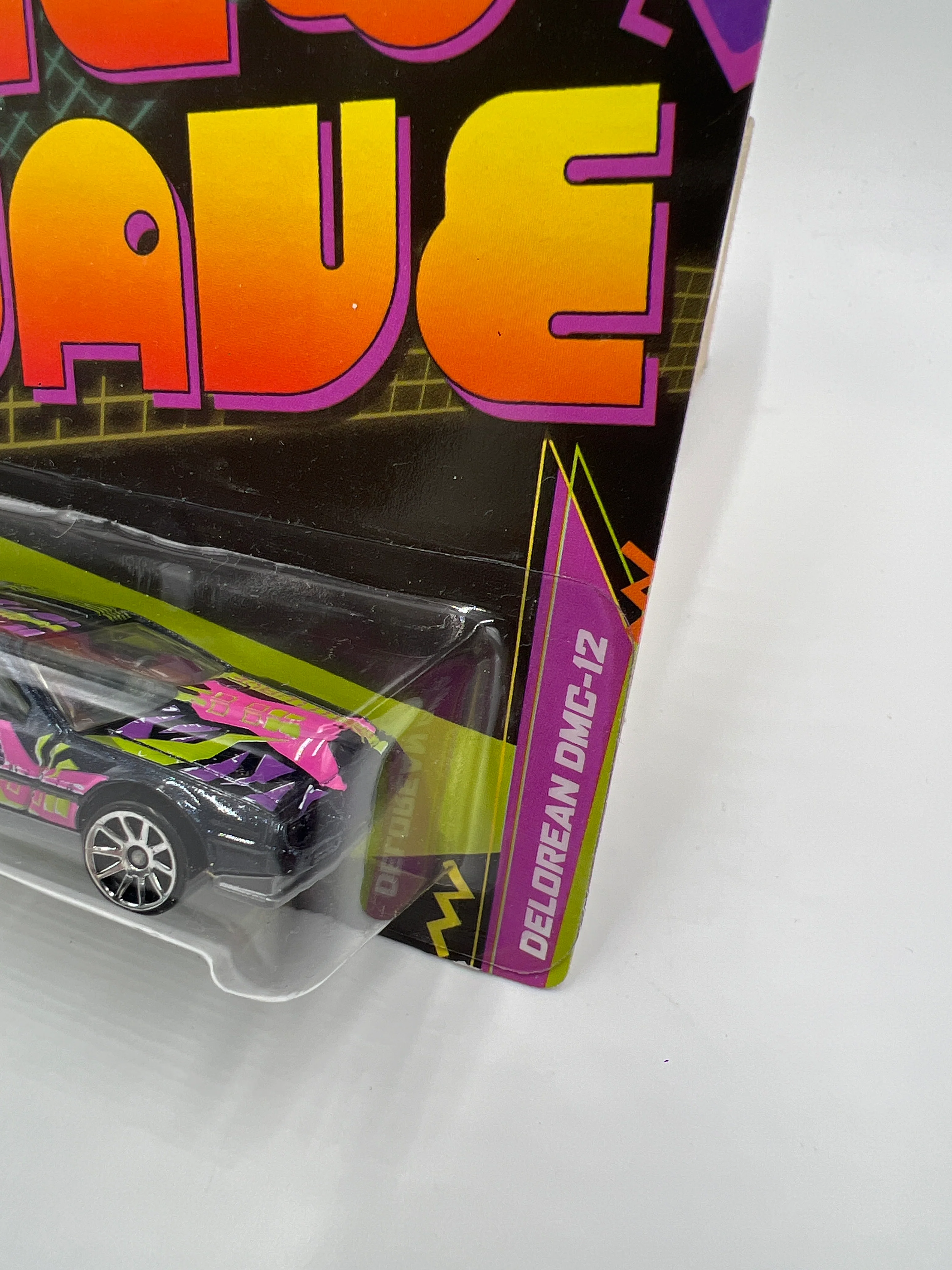 Hot Wheels Jukebox New Wave #24 DeLorean DMC-12 Black W/Protector - Image 3