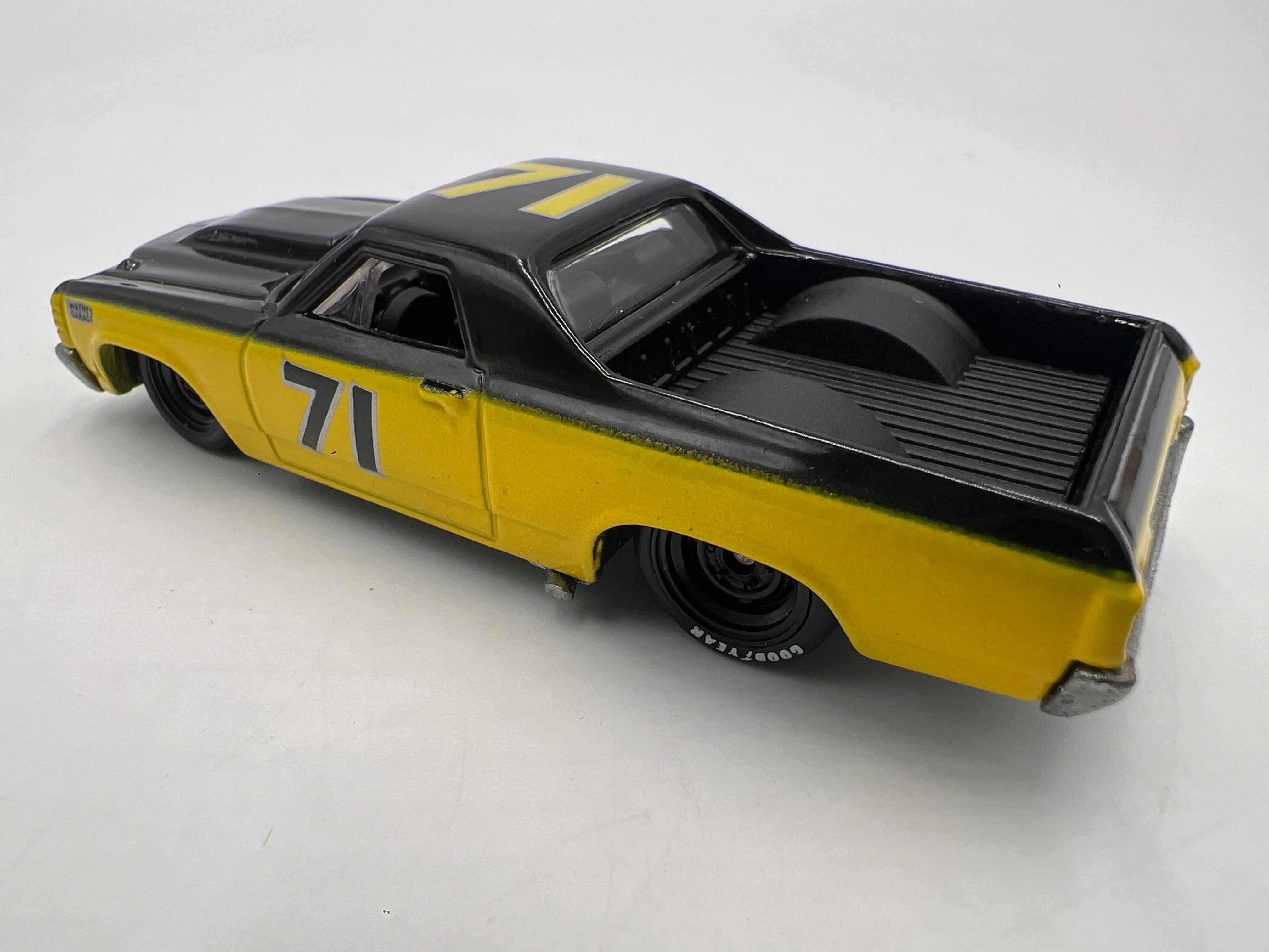 Hot Wheels Waynes Garage Chase Premium 71 El Camino Yellow Loose - Image 3