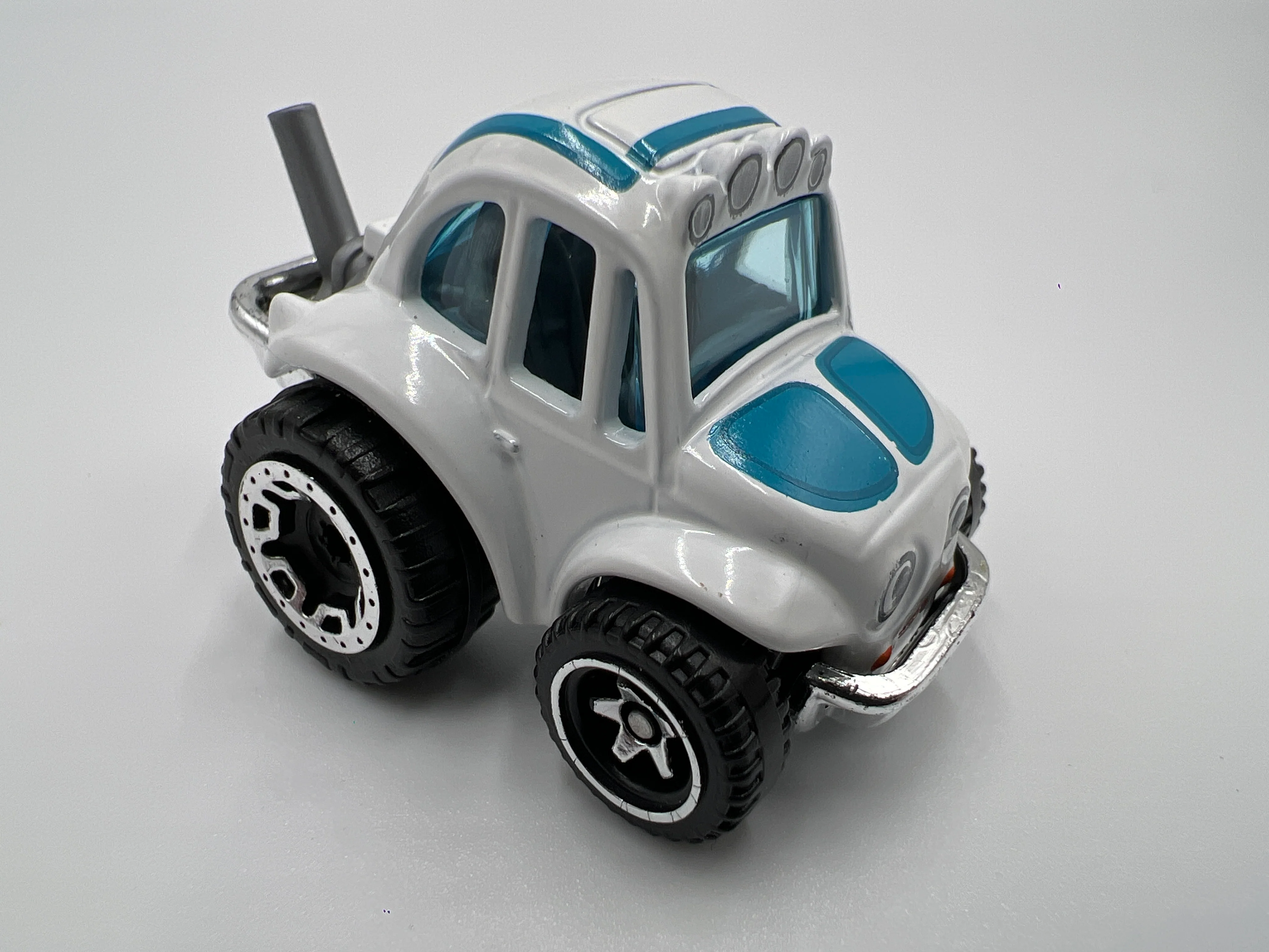 Hot Wheels Loose Lot of 8 Tooned 70 Volkswagen Baja Bug / Volkswagen Beetle W/Exclusives! EE9 - Image 8