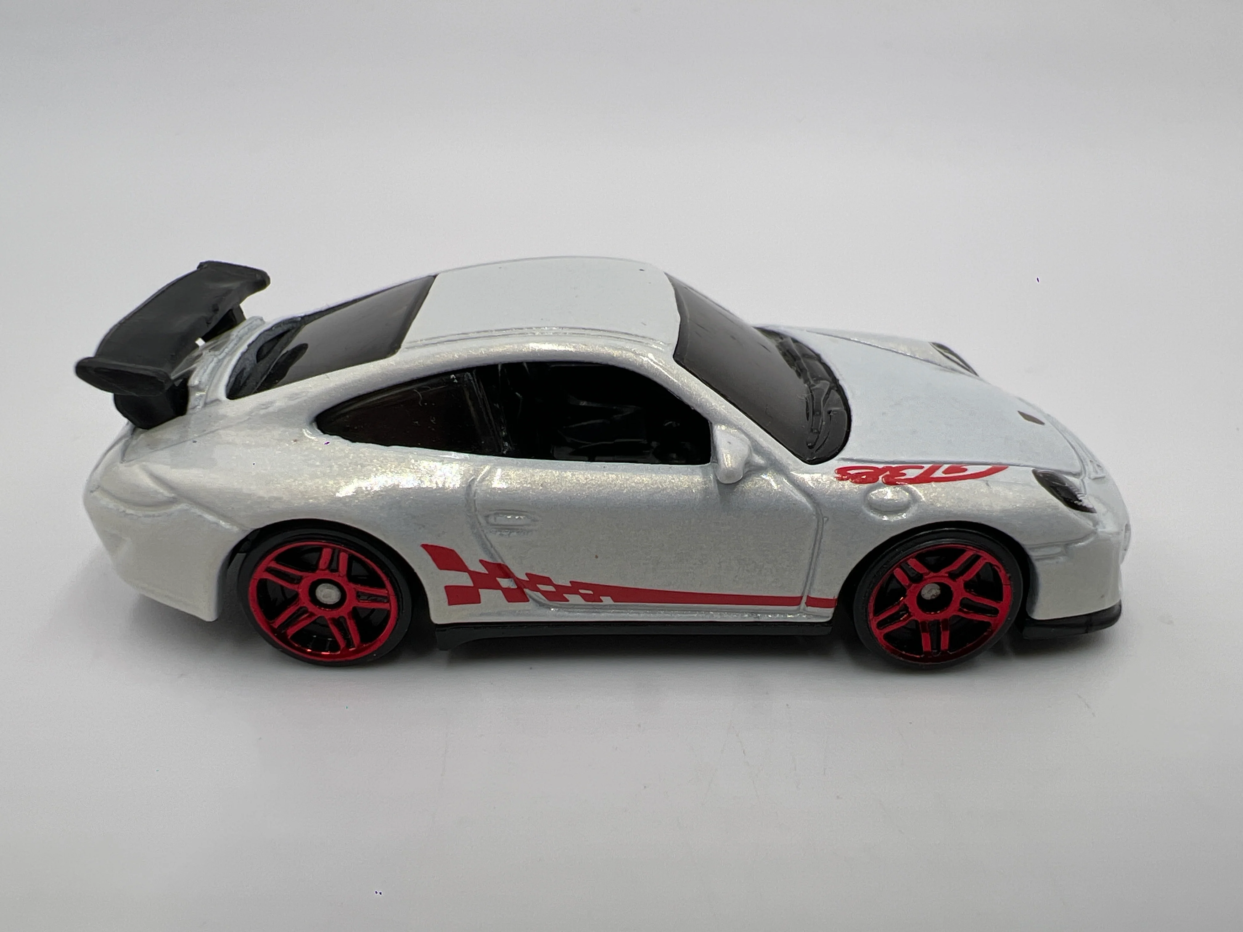 Hot Wheels New Models #36 Porsche 911 GT3 RS White Loose - Image 3