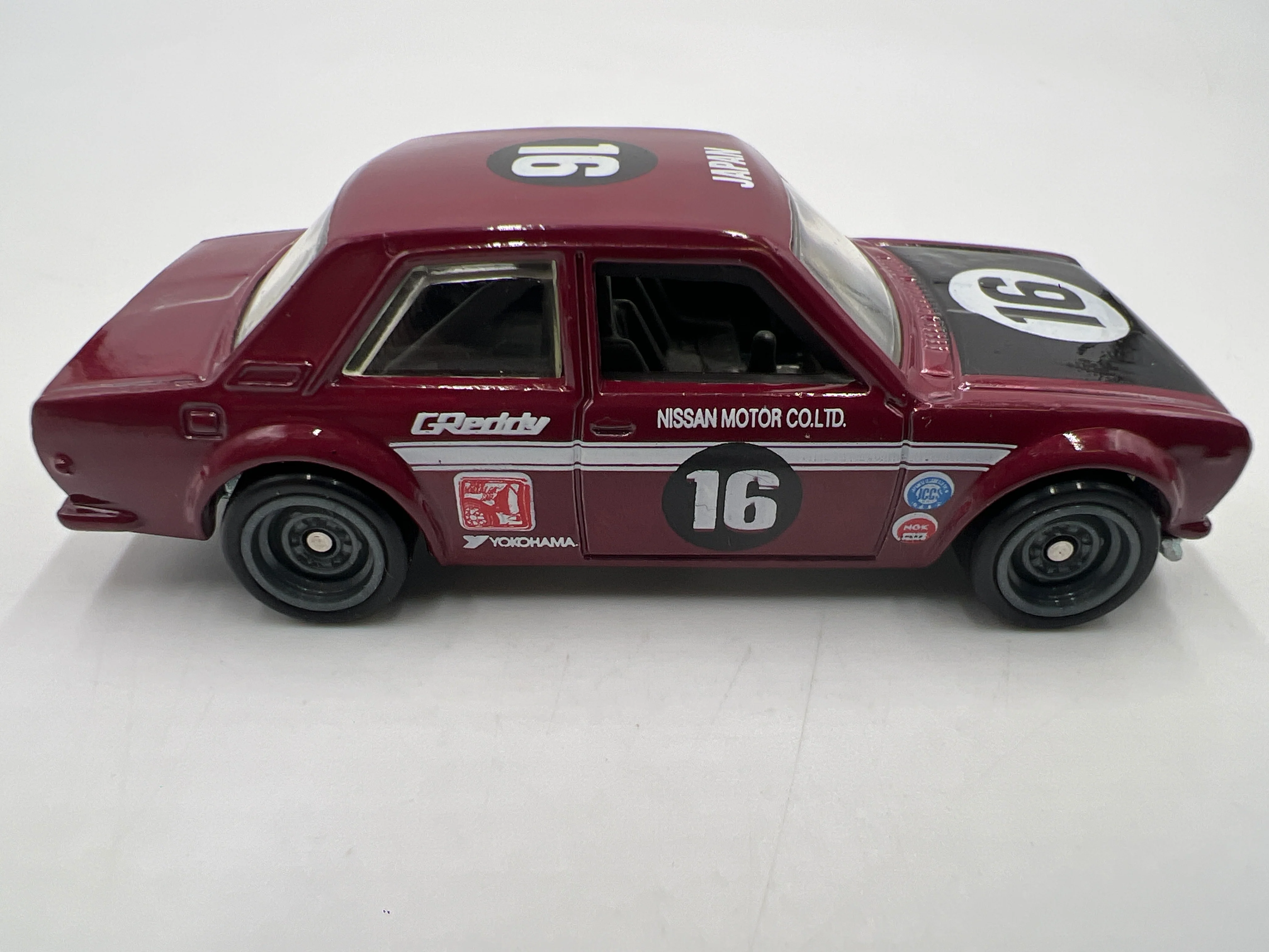 Hot Wheels Track Day Premium Datsun Bluebird 510 Red Loose - Image 4