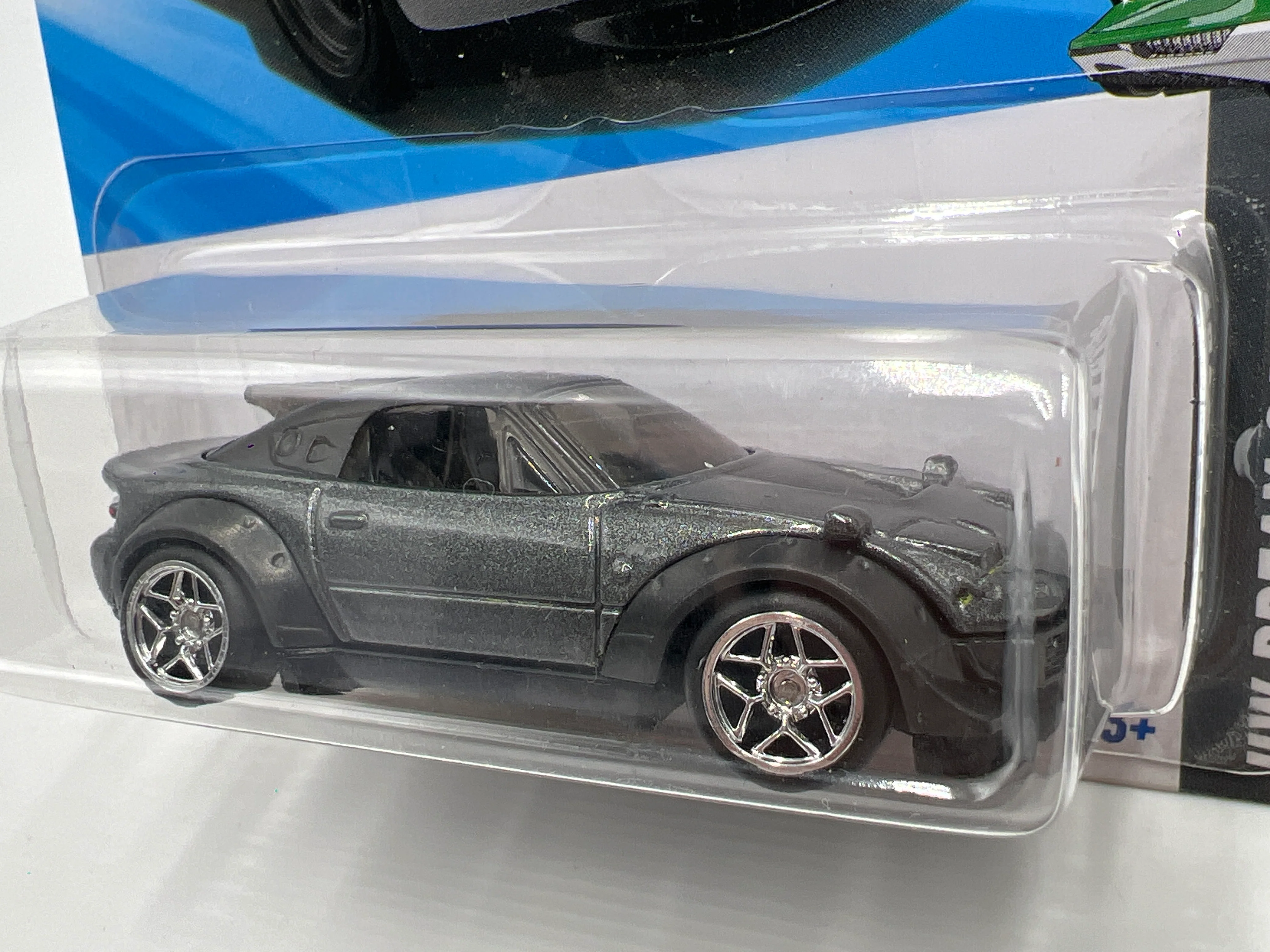 Hot Wheels Mazda MX-5 Miata Wheel Swap Custom On Card W/Protector SR - Image 2