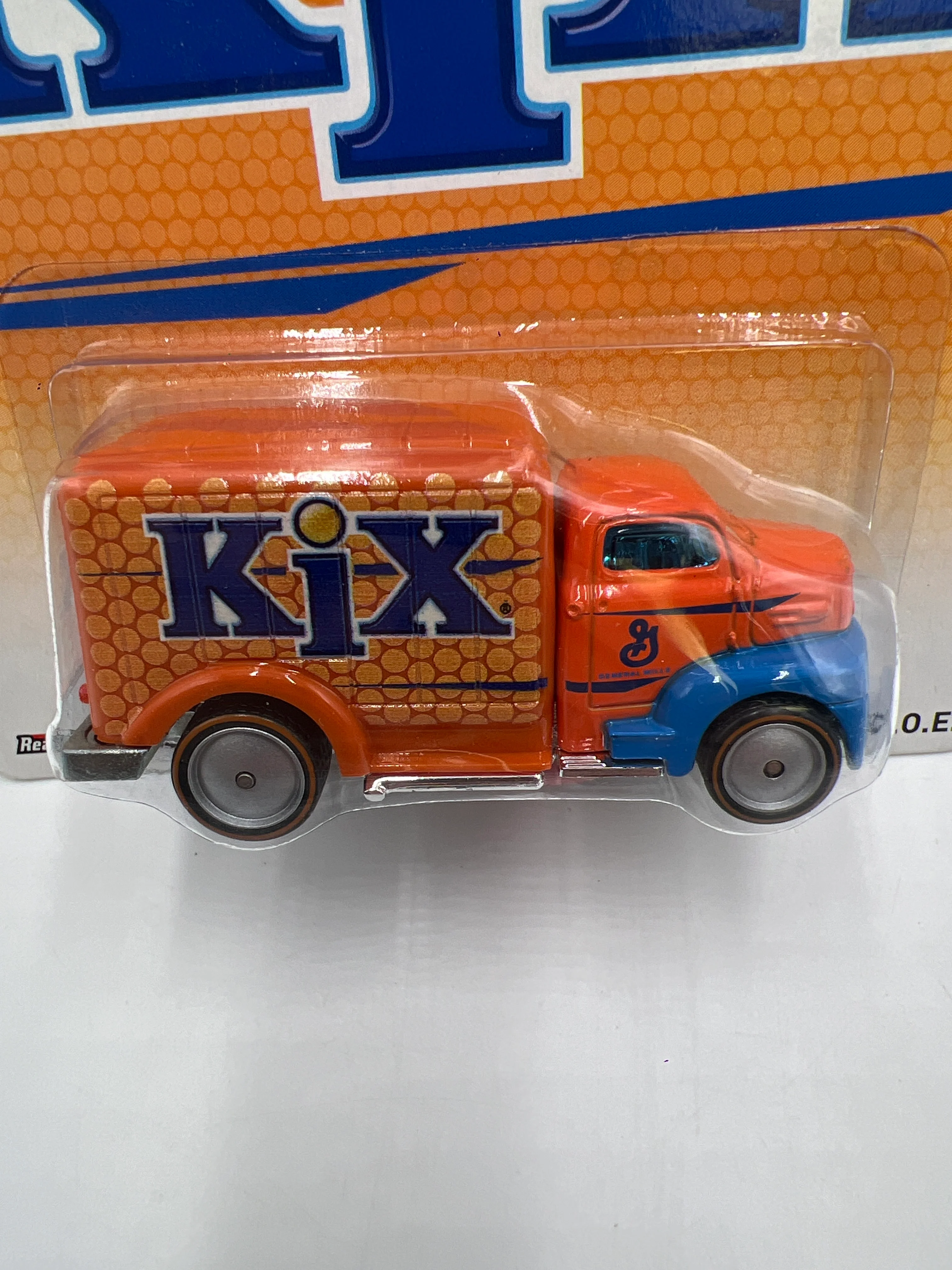 Hot Wheels Pop Culture General Mills Kix 49 Ford C.O.E 265G - Image 3