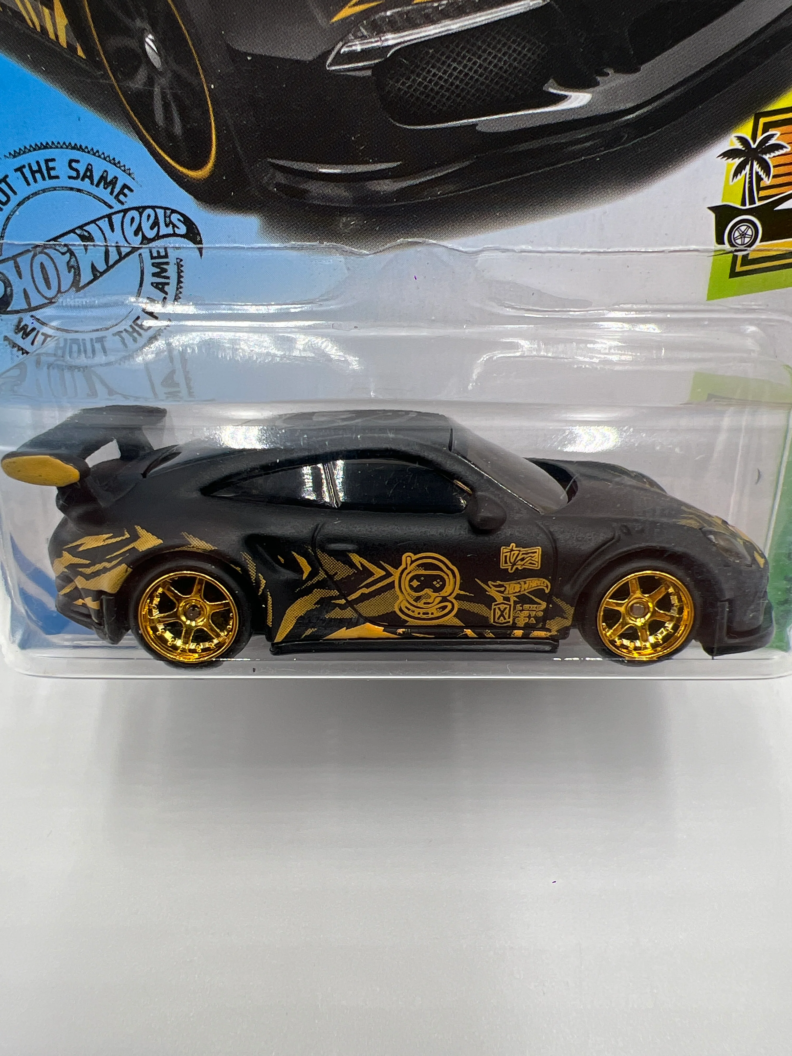 Hot Wheels Porsche 911 GT3 RS Black Wheel Swap Custom On Card W/Protector SR - Image 3