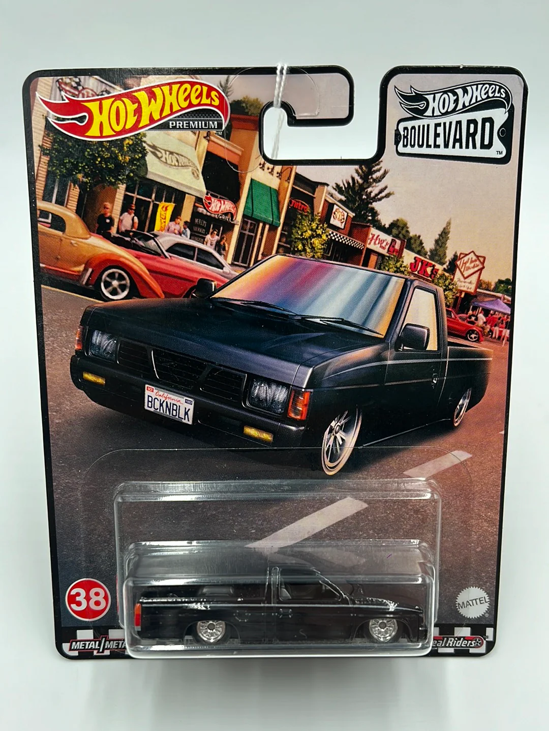 Hot Wheels Premium Boulevard #38 Custom ‘93 Nissan Hardbody (D21) - Image 2