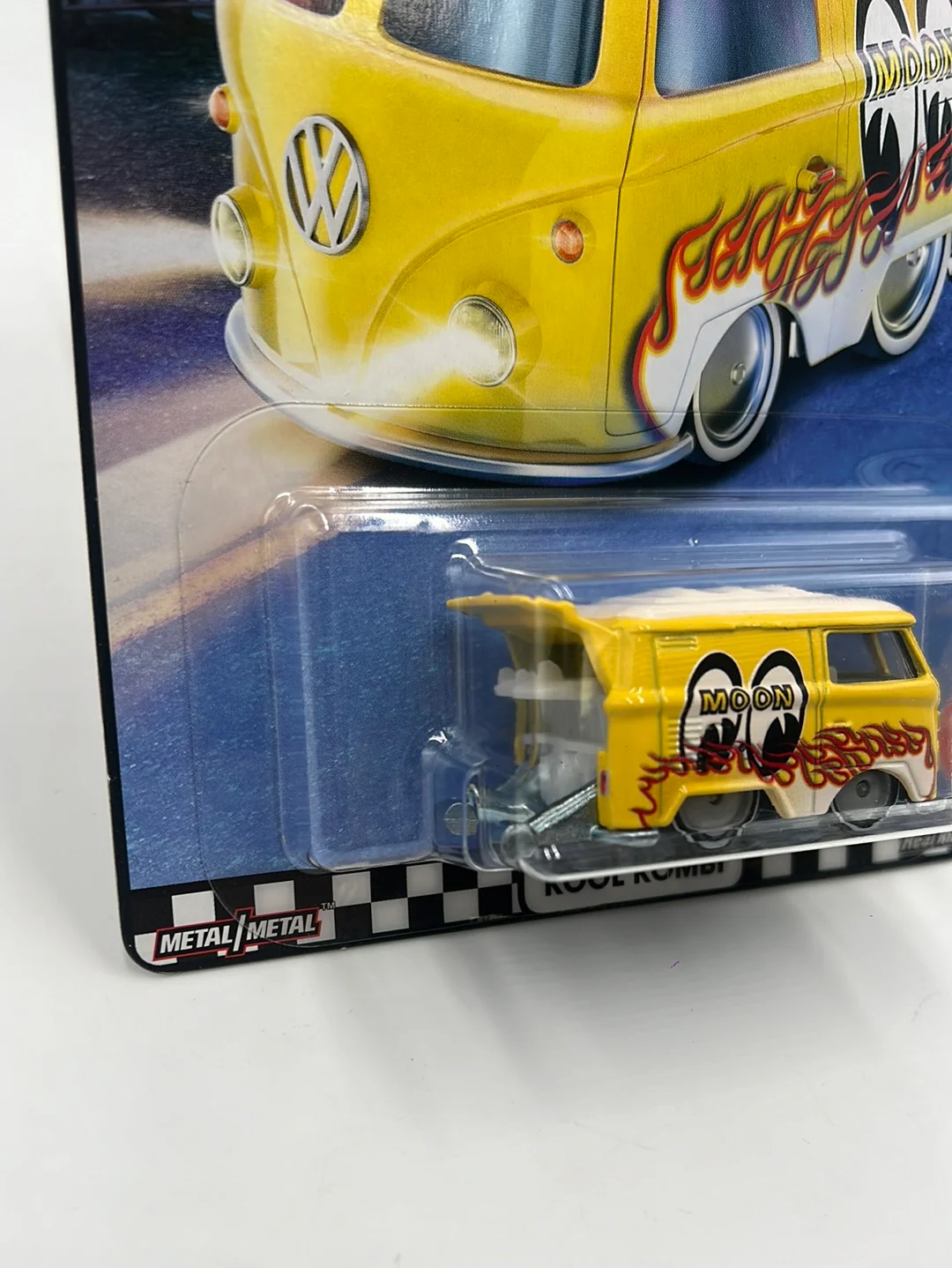 Hot Wheels Premium Boulevard #17 Kool Kombi Mooneyes W/Protector - Image 5
