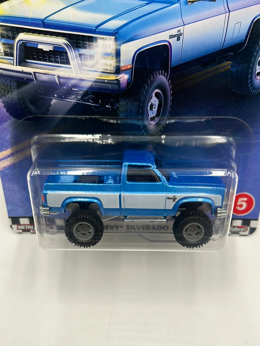 Hot Wheels Premium Boulevard #5 ‘83 Chevy Silverado 4x4 265D - Image 3