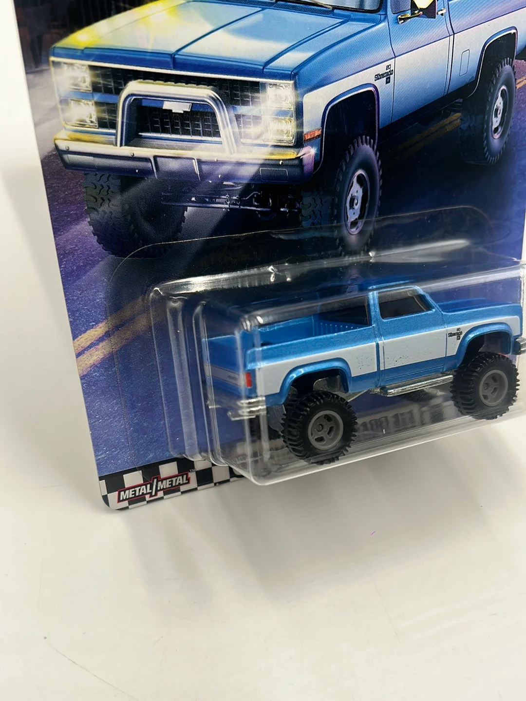 Hot Wheels Premium Boulevard #5 ‘83 Chevy Silverado 4x4 265D - Image 5