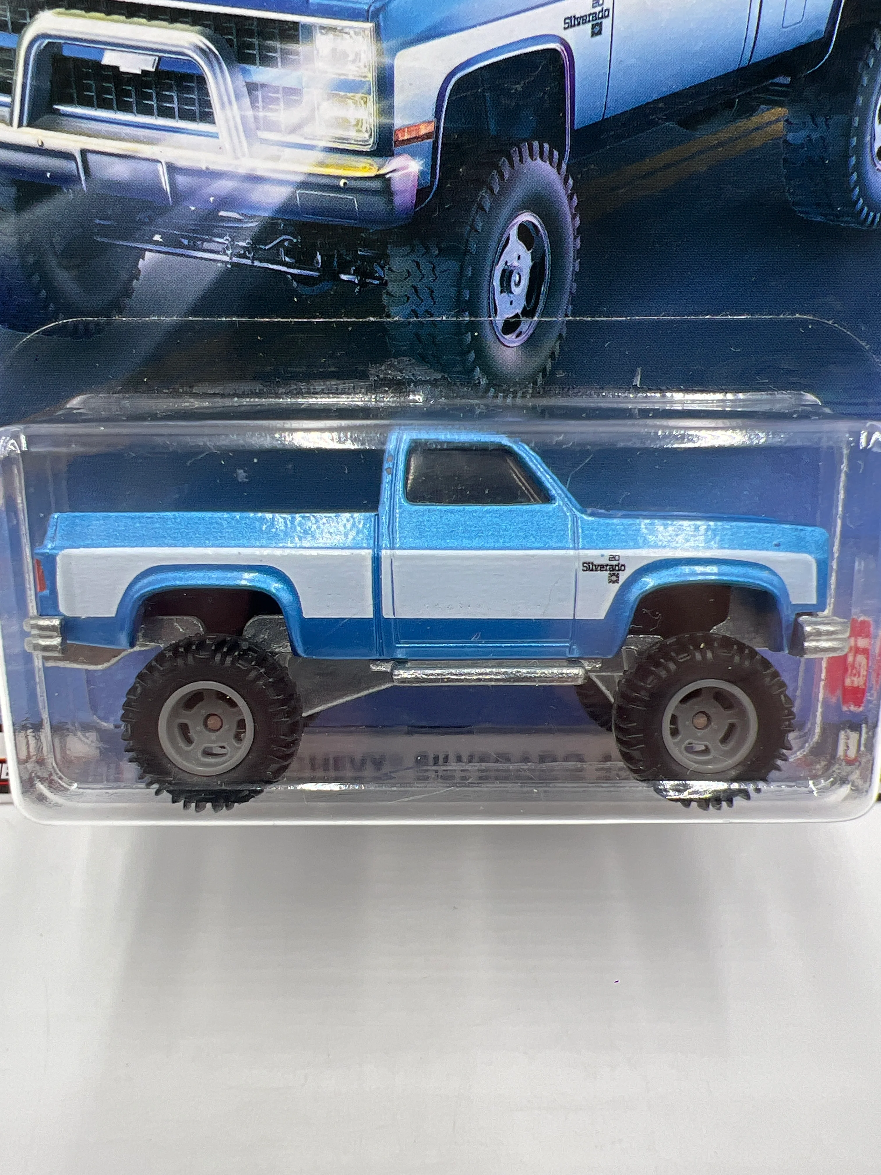 Hot Wheels Premium Boulevard #5 83 Chevy Silverado 4x4 Blue W/Protector Partial Reglue Blister - Image 3