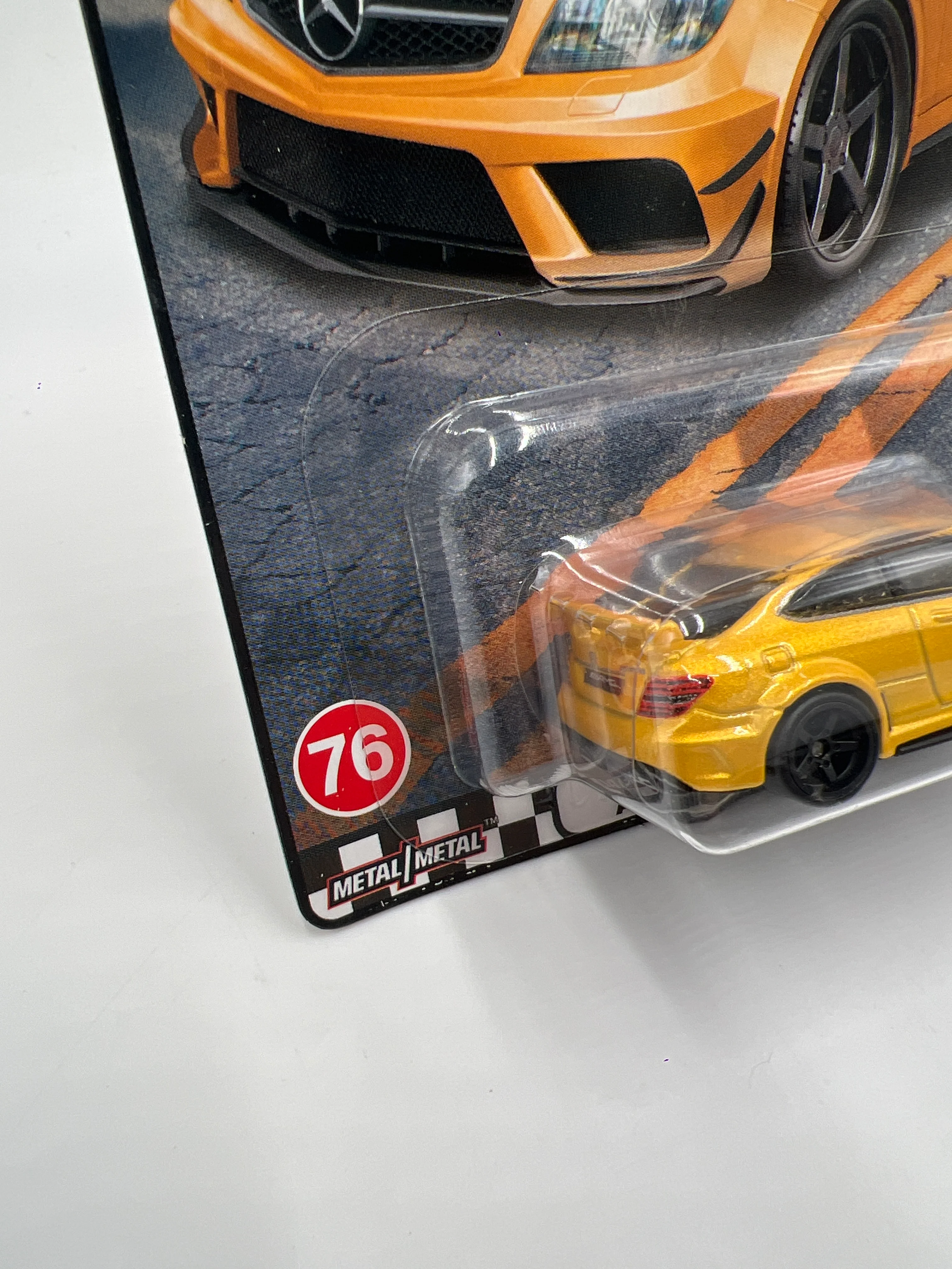 Hot Wheels Premium Boulevard #76 12 Mercedes-Benz C 63 AMG Coupe Black Series Yellow - Image 4
