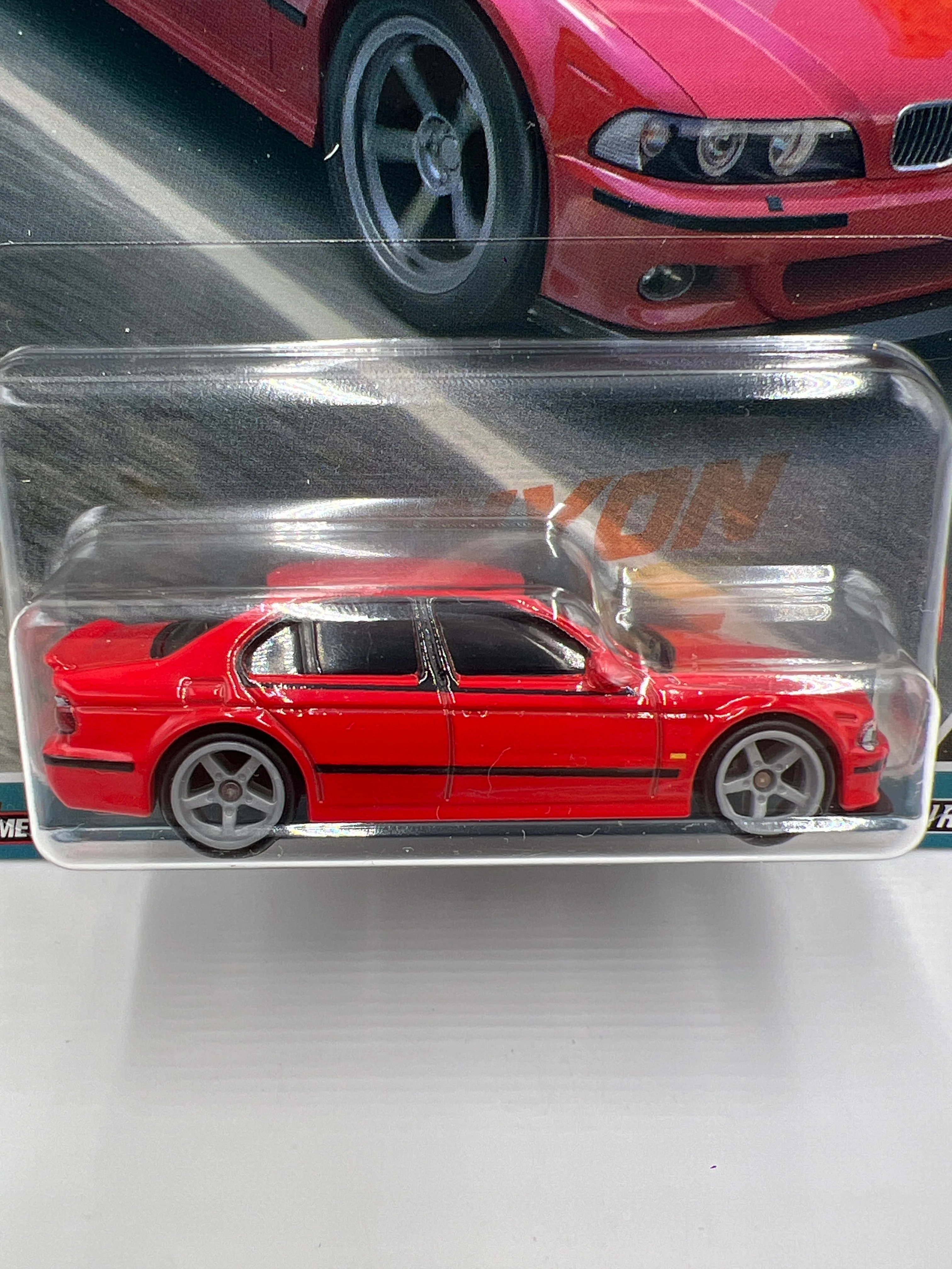 Hot Wheels Premium Canyon Warriors #1 01 BMW M5 Red Tampo Drop 257C - Image 2