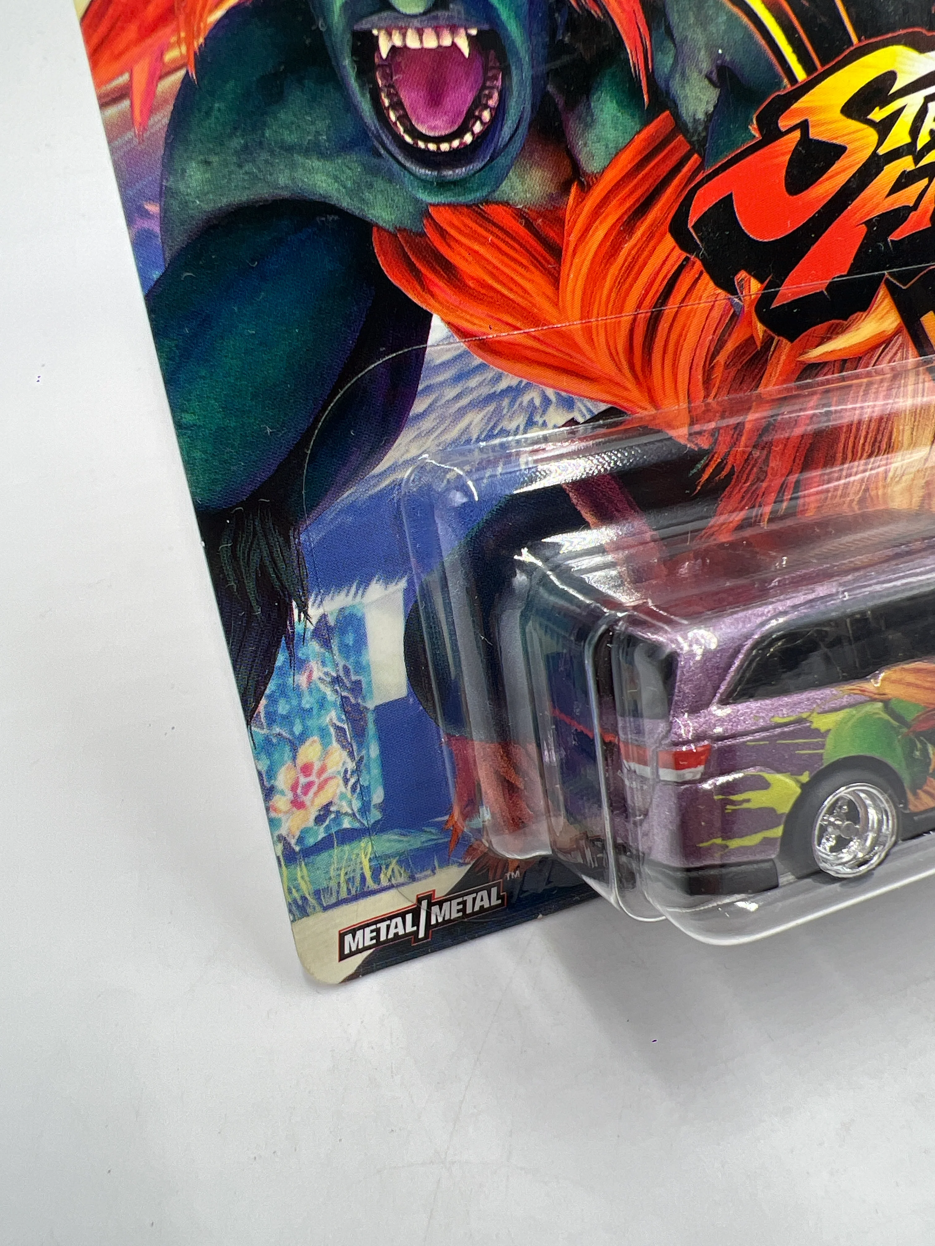 Hot Wheels Premium Capcom Street Fighter #5 Honda Odyssey Purple W/Protector 2 - Image 4