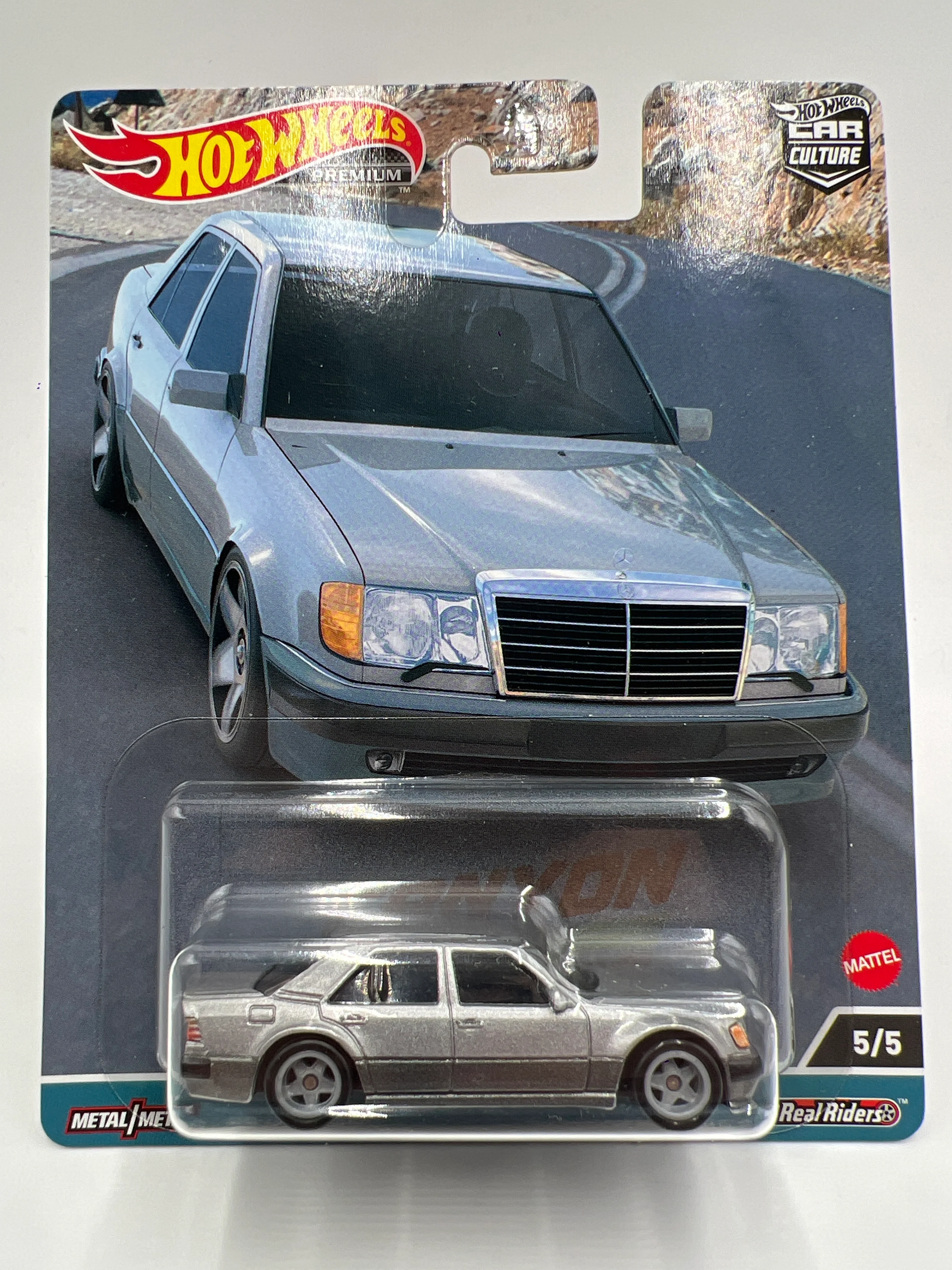 Hot Wheels Premium Canyon Warriors #5 Mercedes-Benz 500 E Silver 255C
