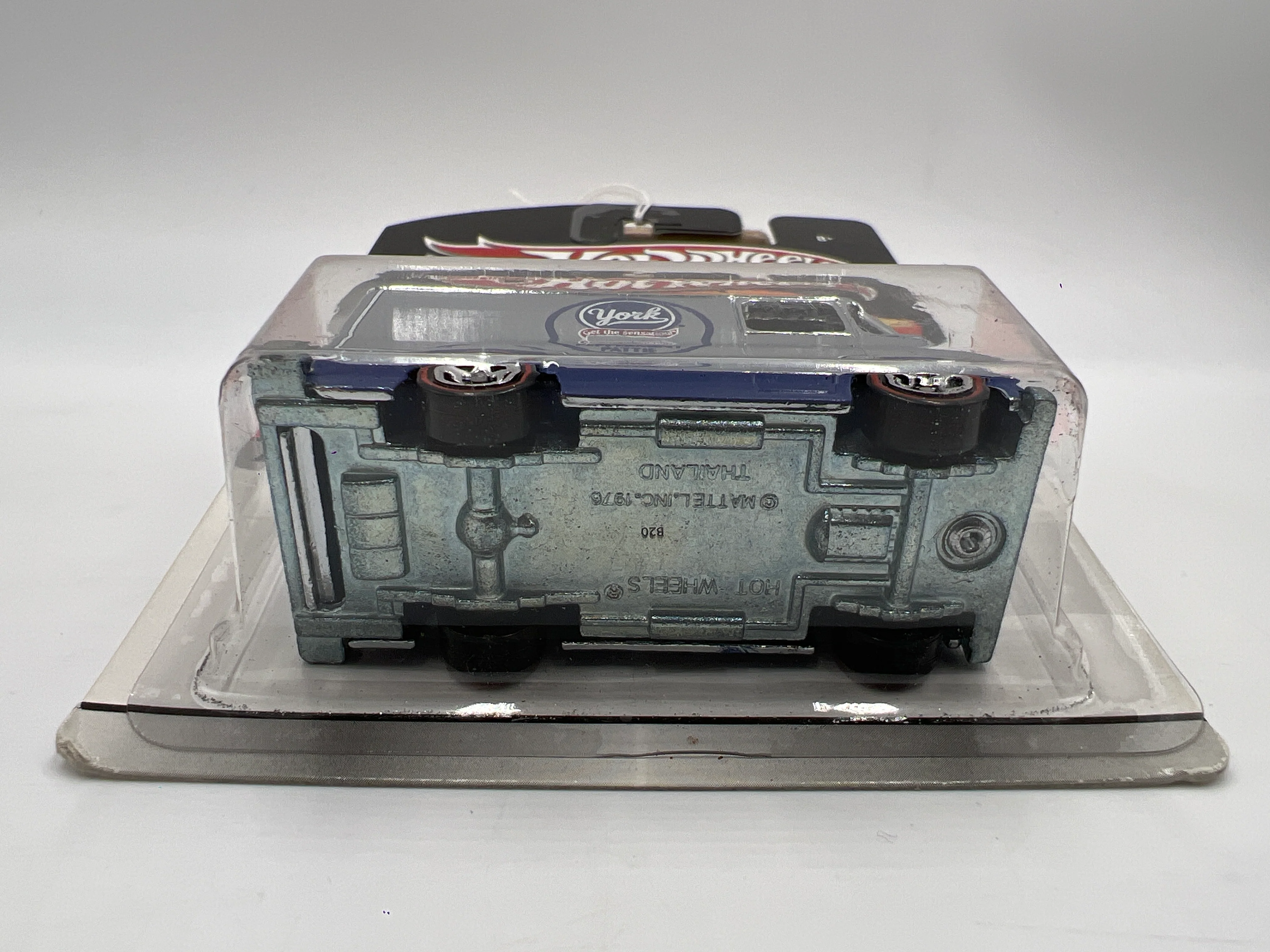 Hot Wheels Slick Rides Combat Medic York Chrome 245A - Image 6
