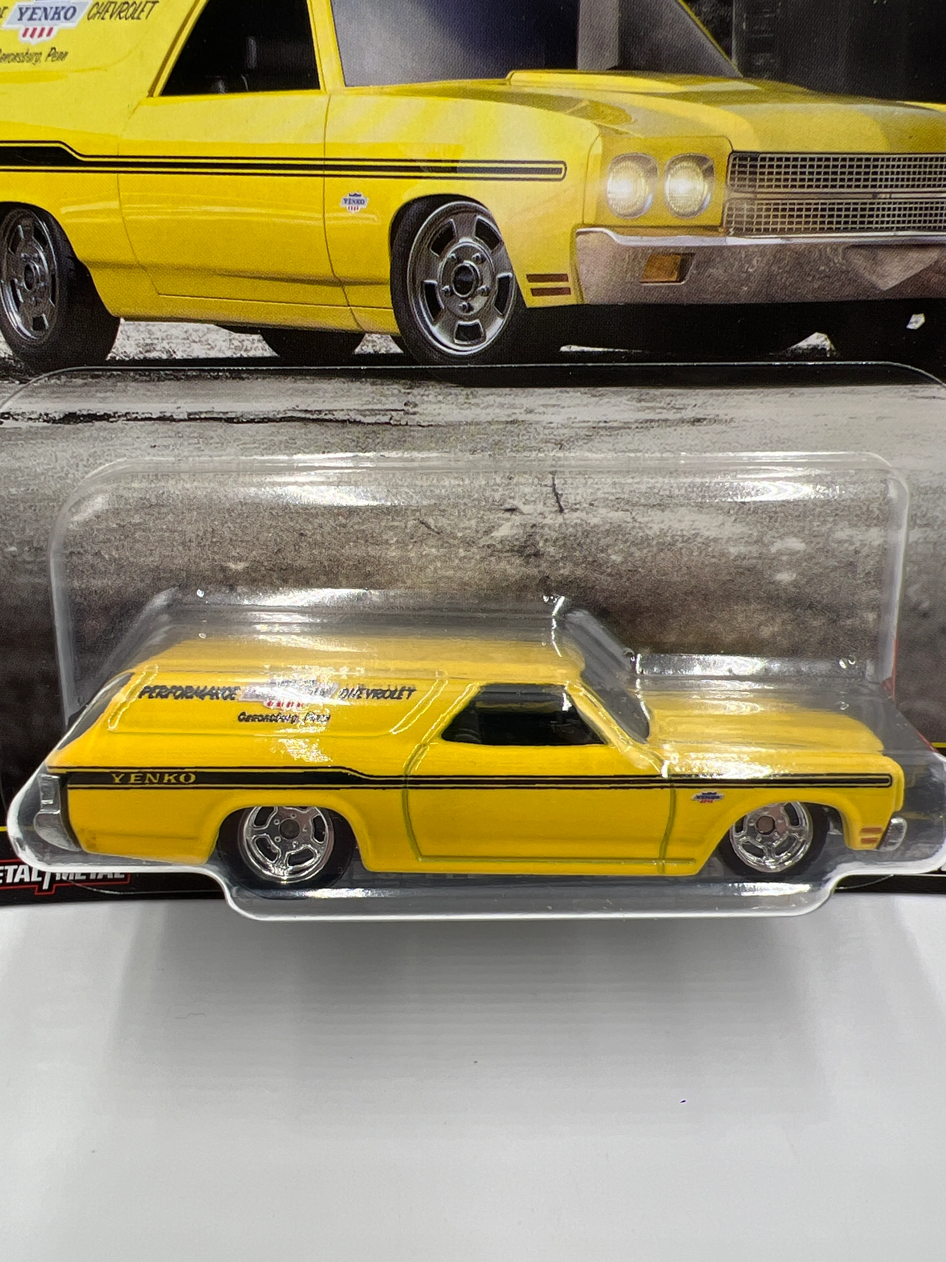 Hot Wheels Premium Fast Wagons #2 70 Chevelle SS Wagon Yellow 252F - Image 2
