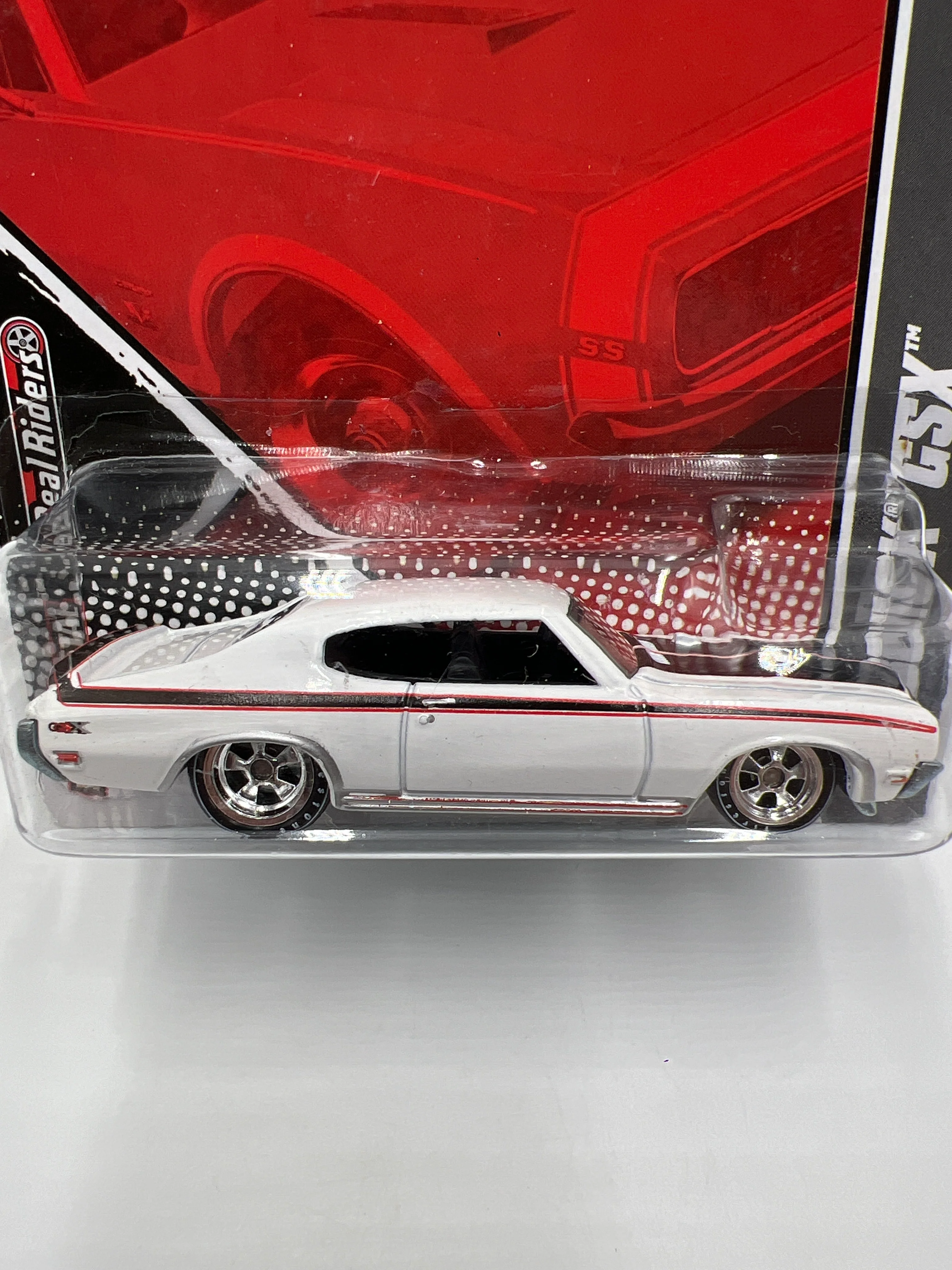 Hot Wheels Premium Garage Series #16 70 Buick GSX White W/Protector - Image 3