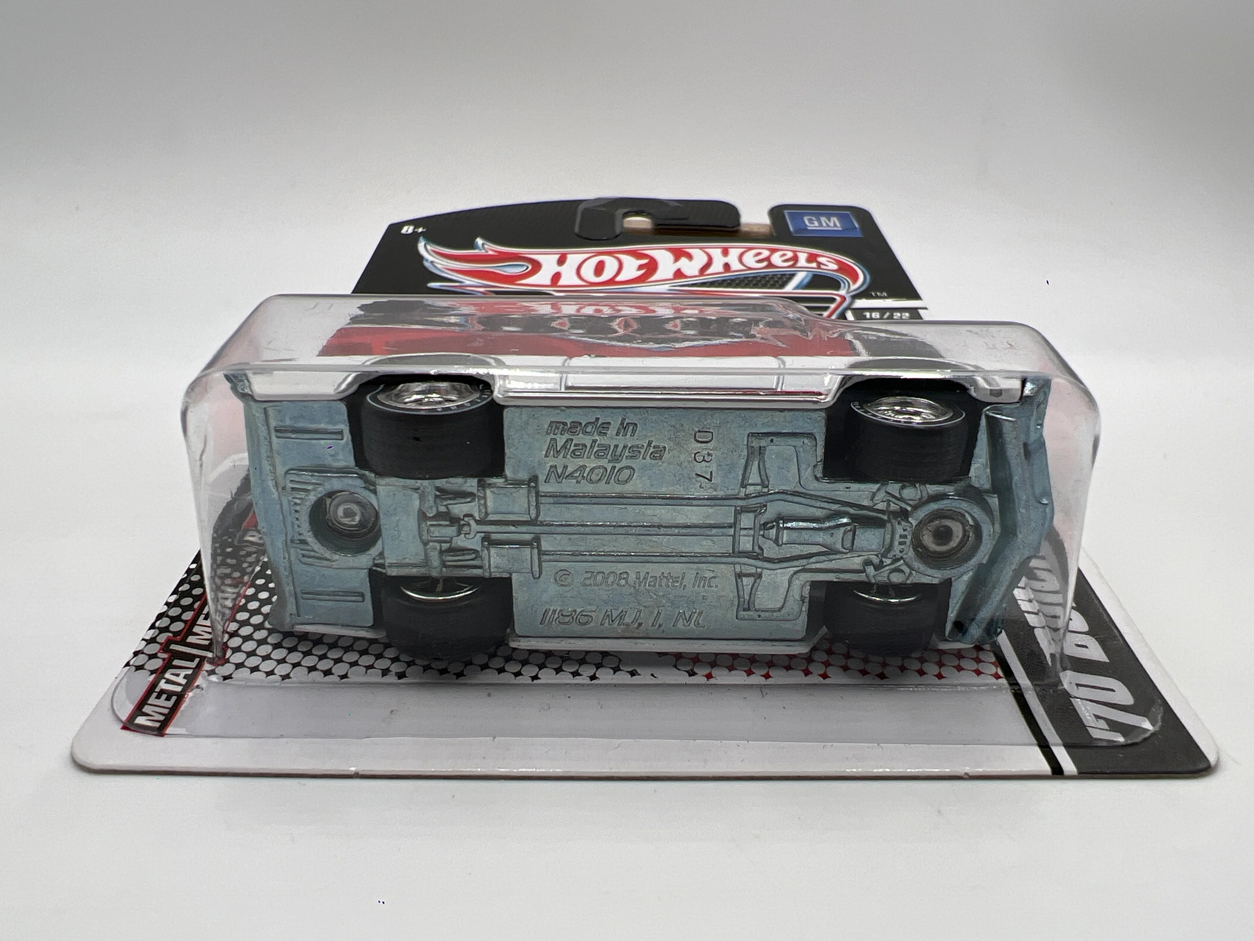 Hot Wheels Premium Garage Series #16 70 Buick GSX White W/Protector - Image 6