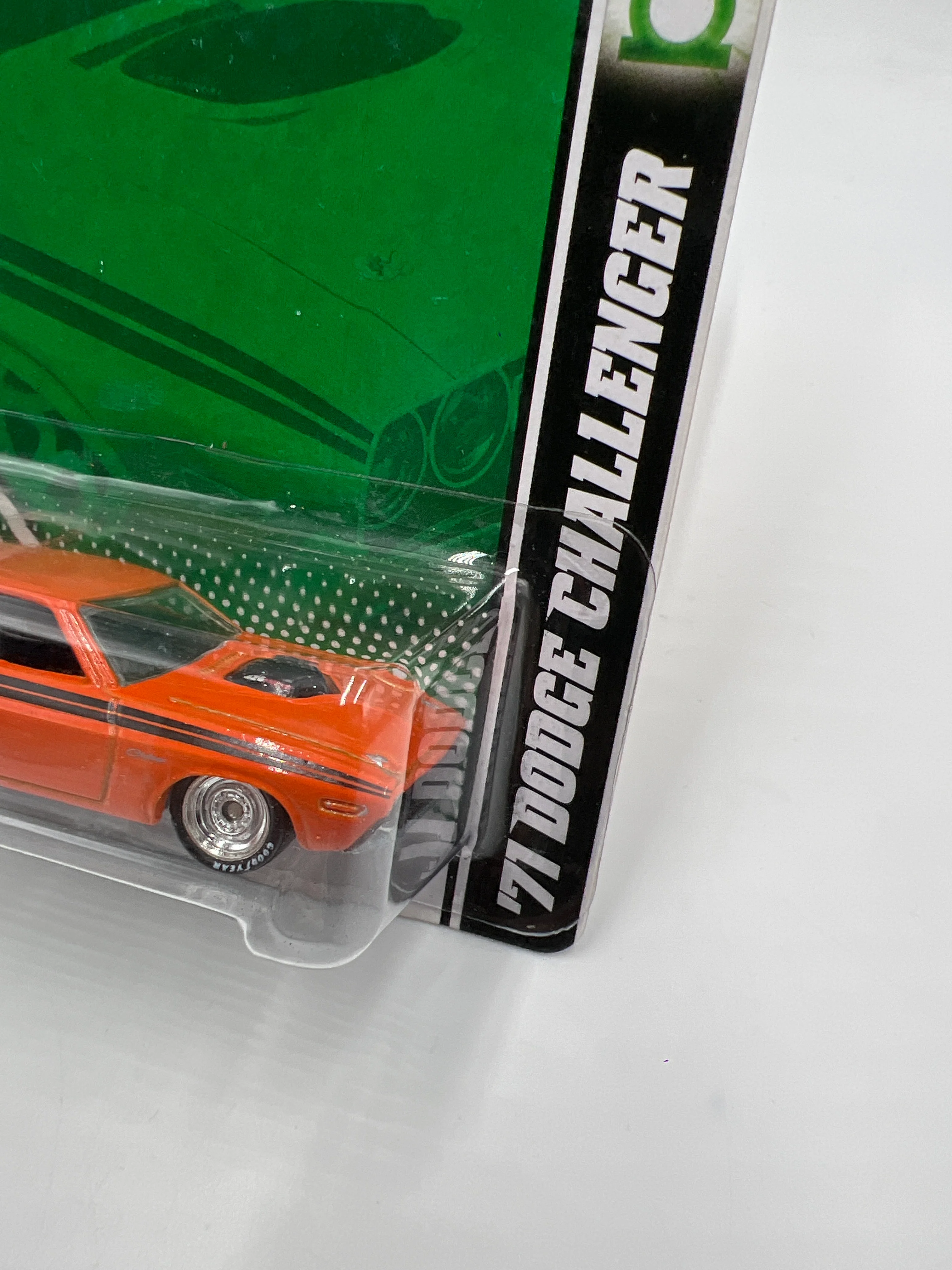 Hot Wheels Premium Garage Series #14 Green Lantern Hal Jordans 71 Dodge Challenger Orange W/Protector - Image 4