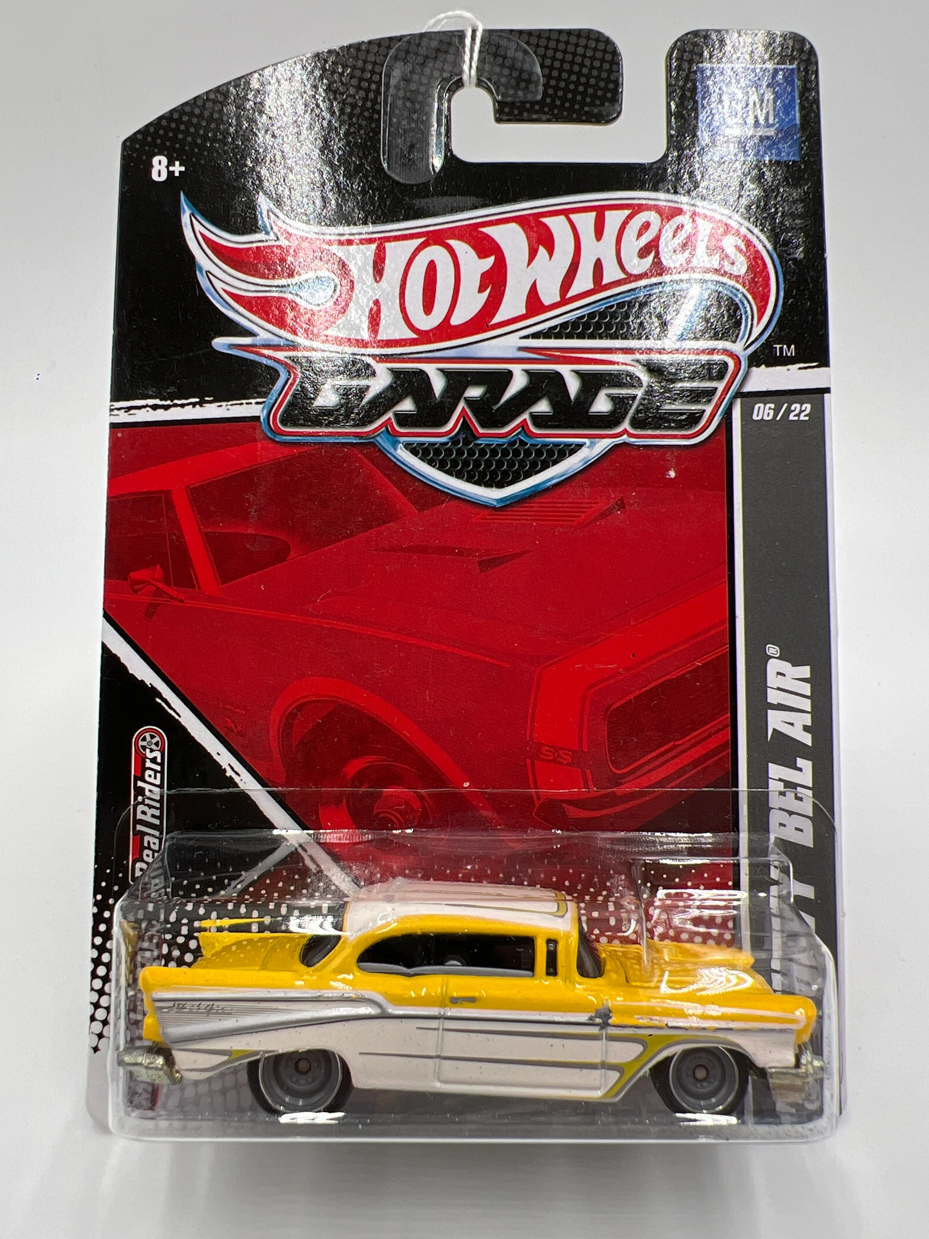 Hot Wheels Premium Garage Series #6 57 Chevy Bel Air Yellow/White - Image 2