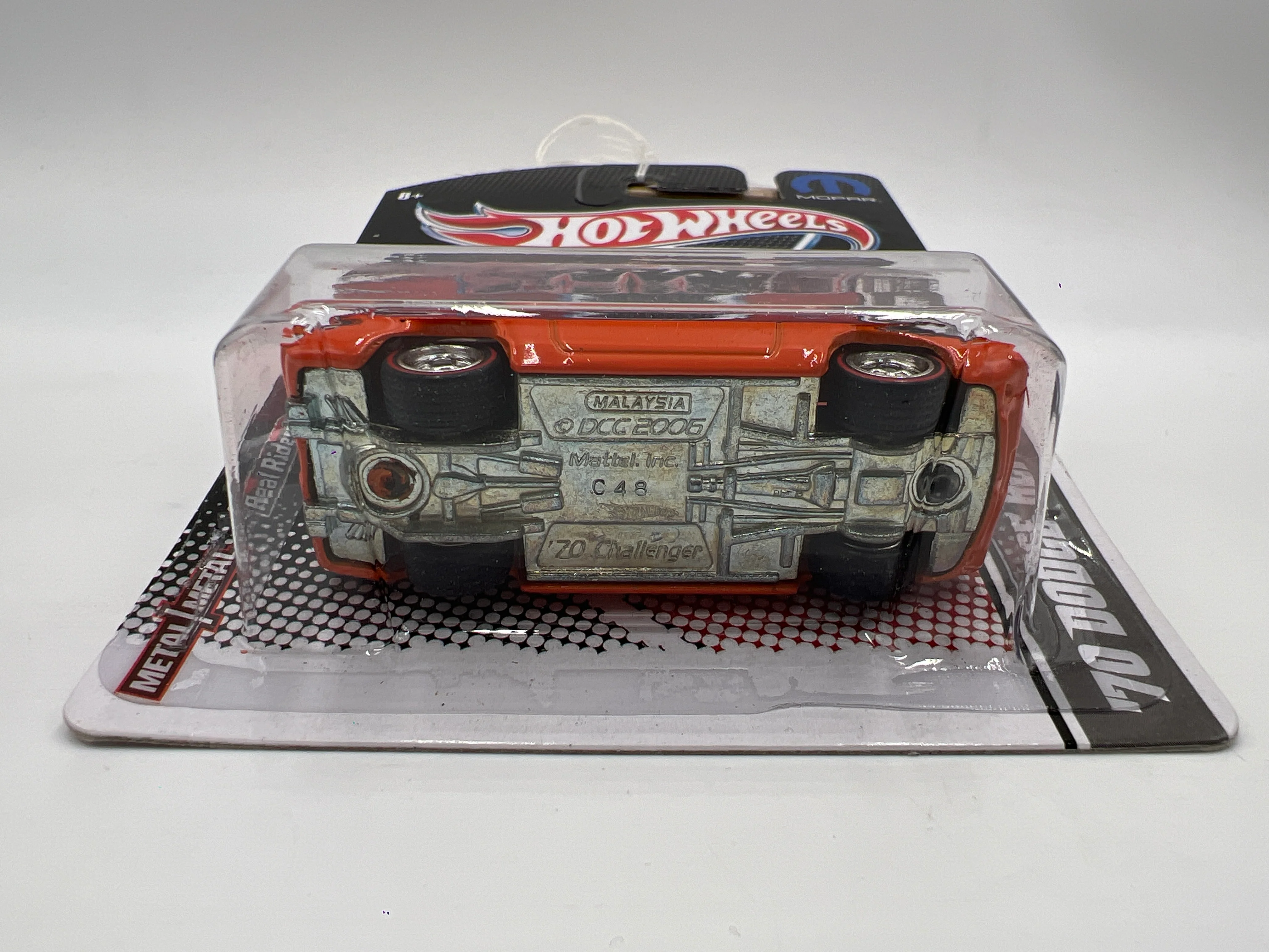 Hot Wheels Premium Garage Series #2 70 Dodge Hemi Challenger Orange - Image 6